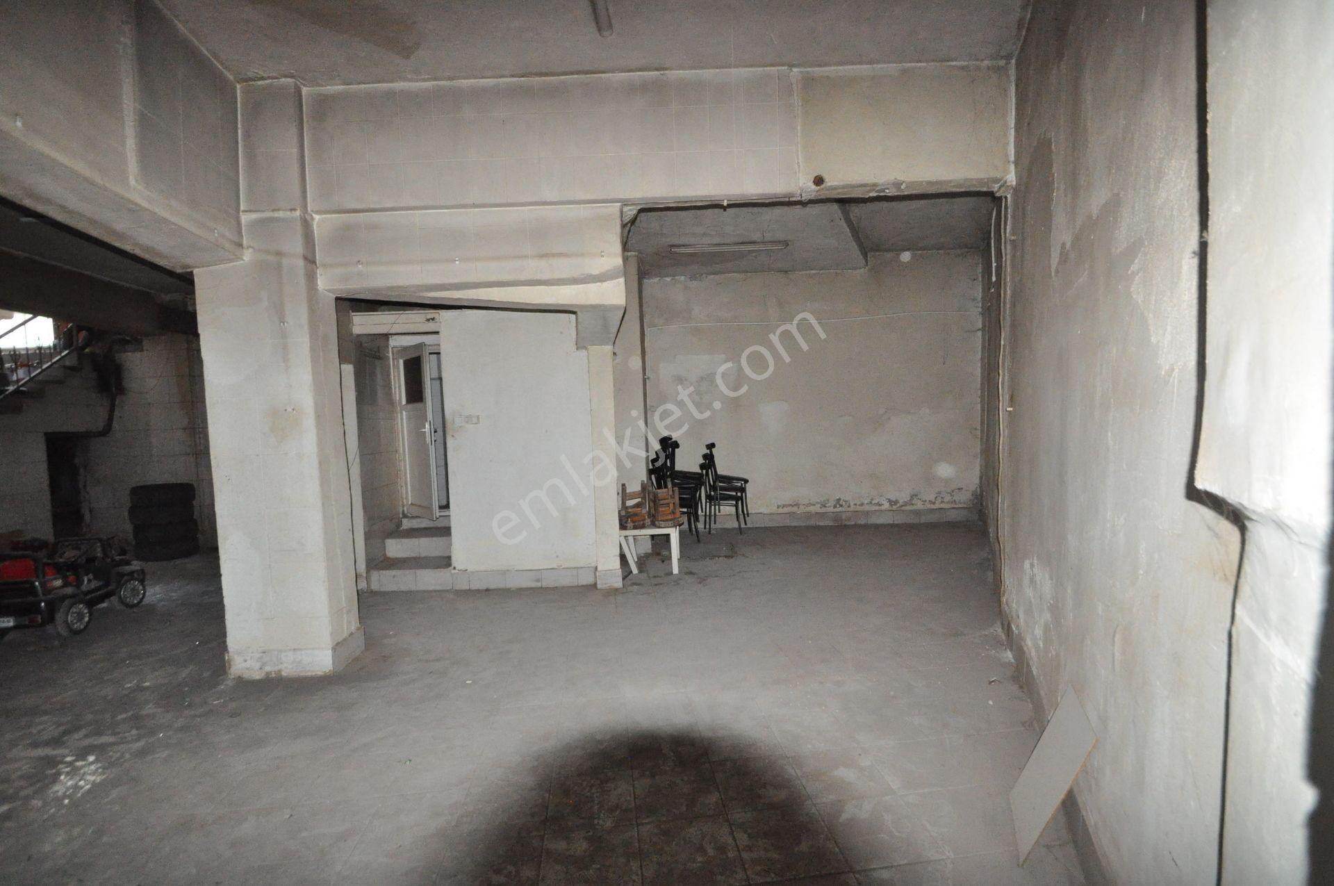 Bayrampaşa Muratpaşa Kaçmaz'dan Kiralık B 130m2 Sanayi Ceryan Yüksek Tavan Y.bodrum Dünkkan - Görsel 5