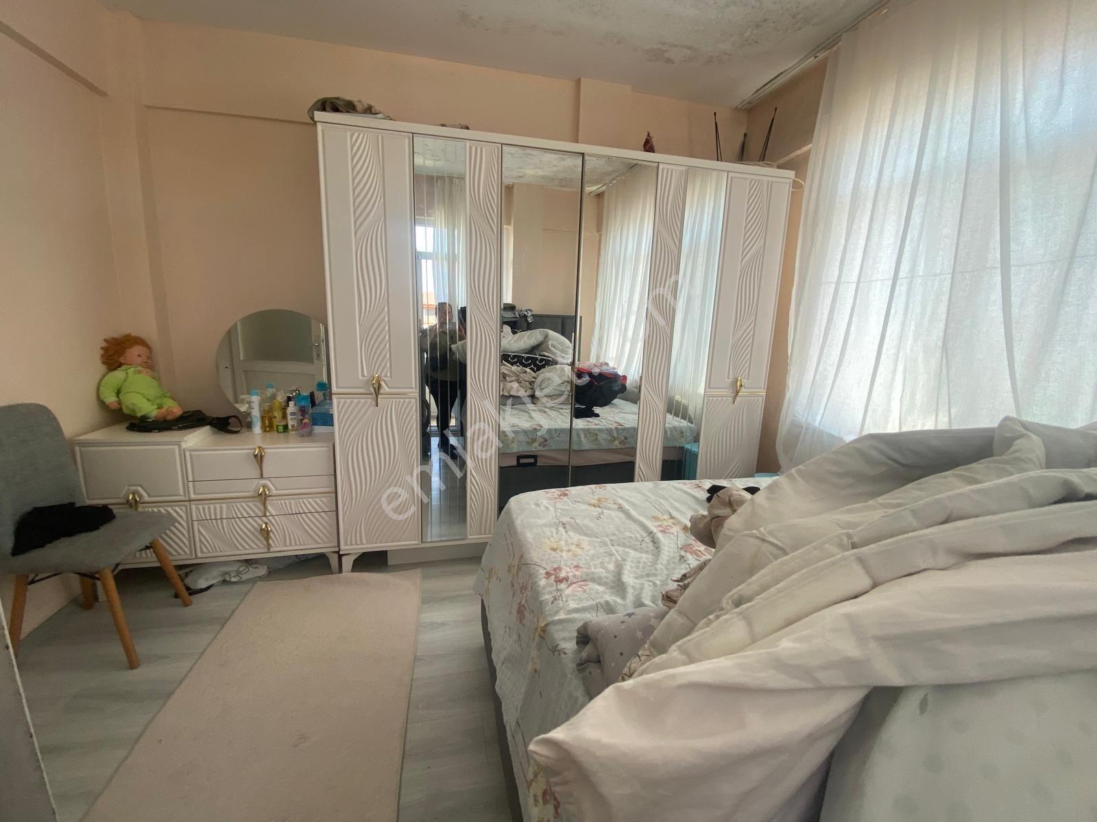 Büşra Gayrimenkulden Parkköyde Denize Yakın Satılık Daire 1+1 - Görsel 13