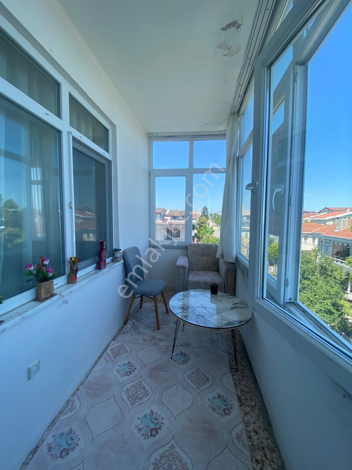 Büşra Gayrimenkulden Parkköyde Denize Yakın Satılık Daire 1+1 - Görsel 3