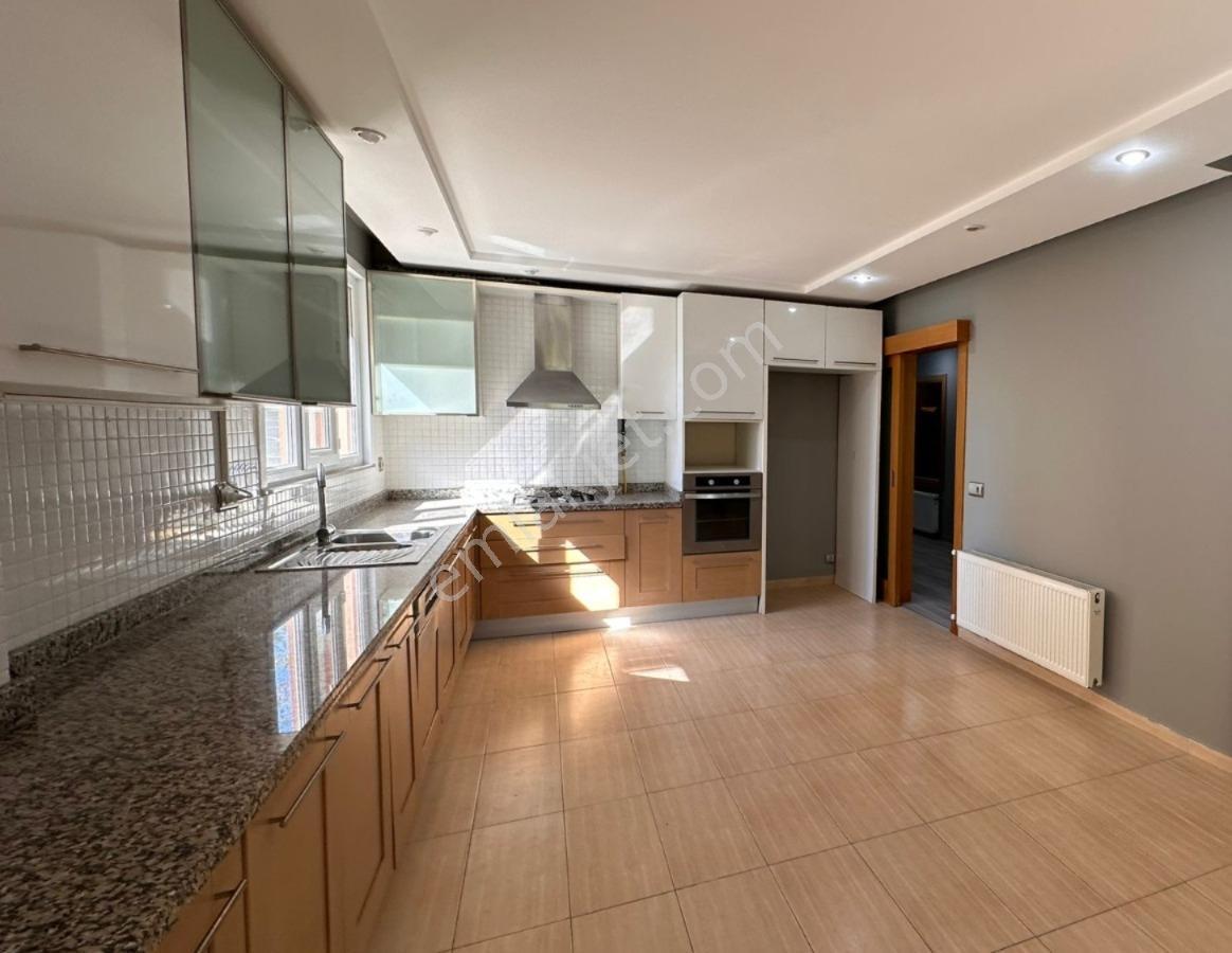 Güzelce Villa Mare'de Özel Deniz İskelesine Sahip Lüks 5+1 Villa - Görsel 10