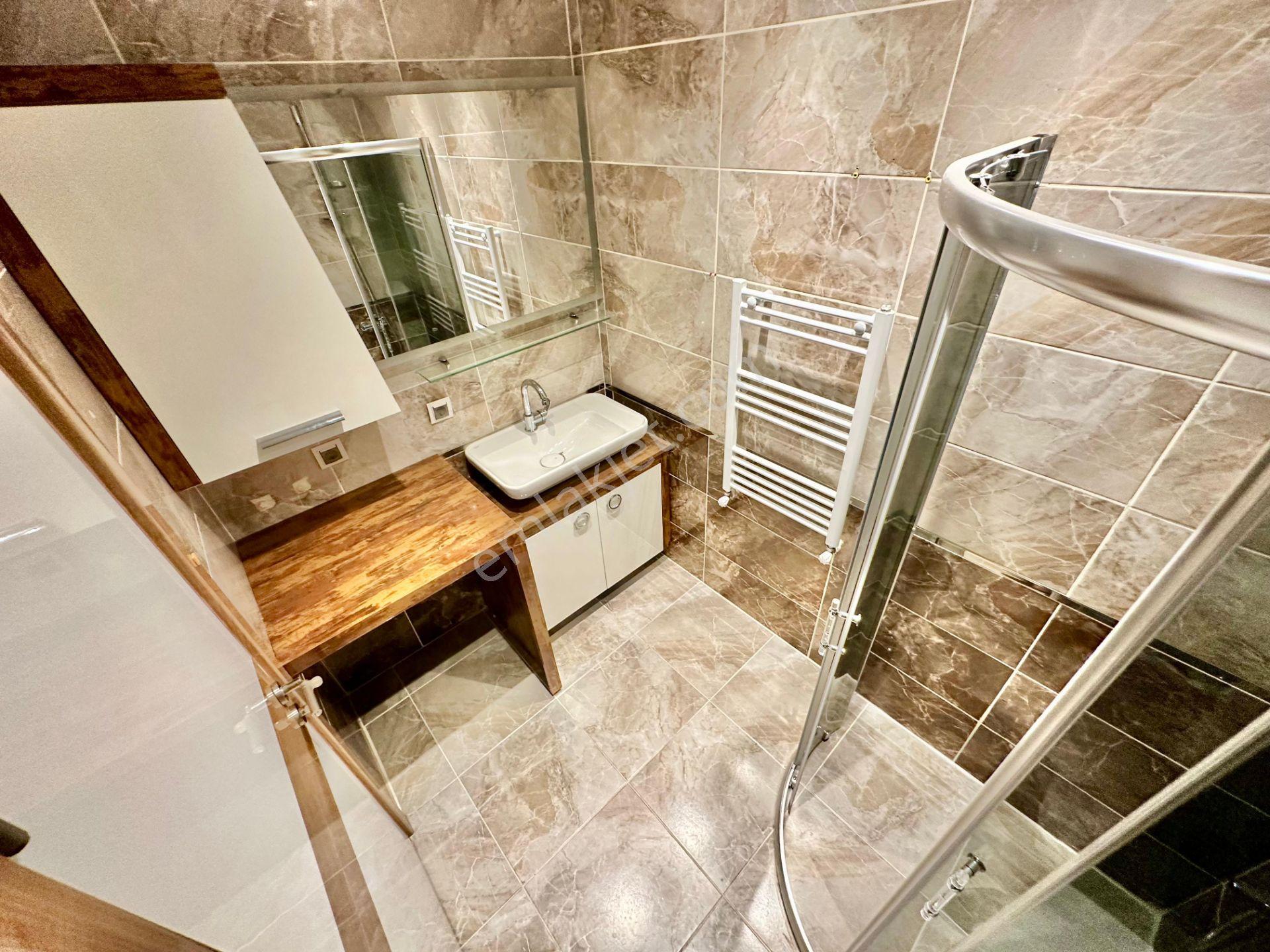 ꧁ay Emlaktan꧂akçay'da Manzaralı Teraslı Ön Cephe Köşe Asansörlü Satılık 4+1 Geniş Dubleks Daire - Görsel 16