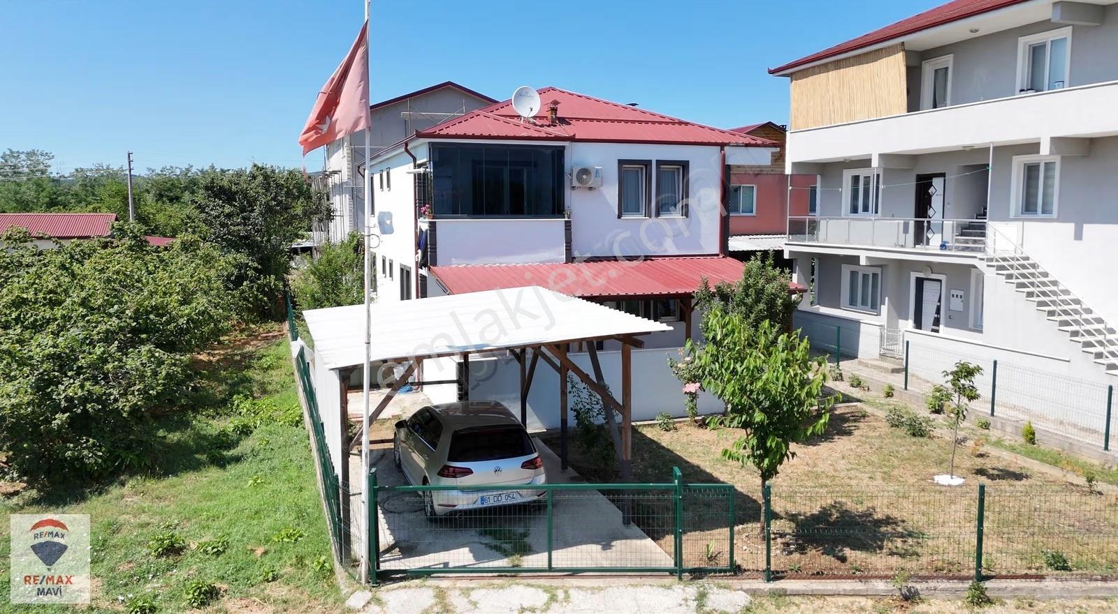 Büyükderede 378 M² Arsa İçinde 2 Katlı Satılık Müstakil Ev