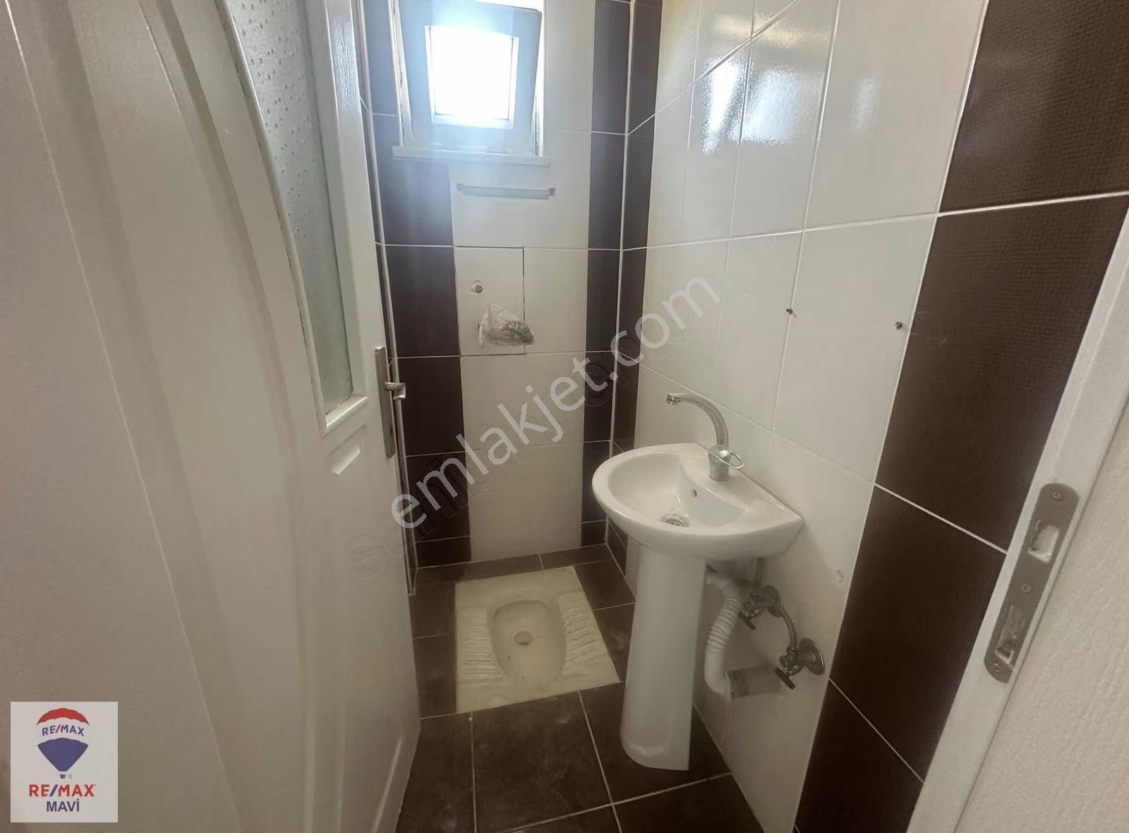 Büyükderede 378 M² Arsa İçinde 2 Katlı Satılık Müstakil Ev - Görsel 5