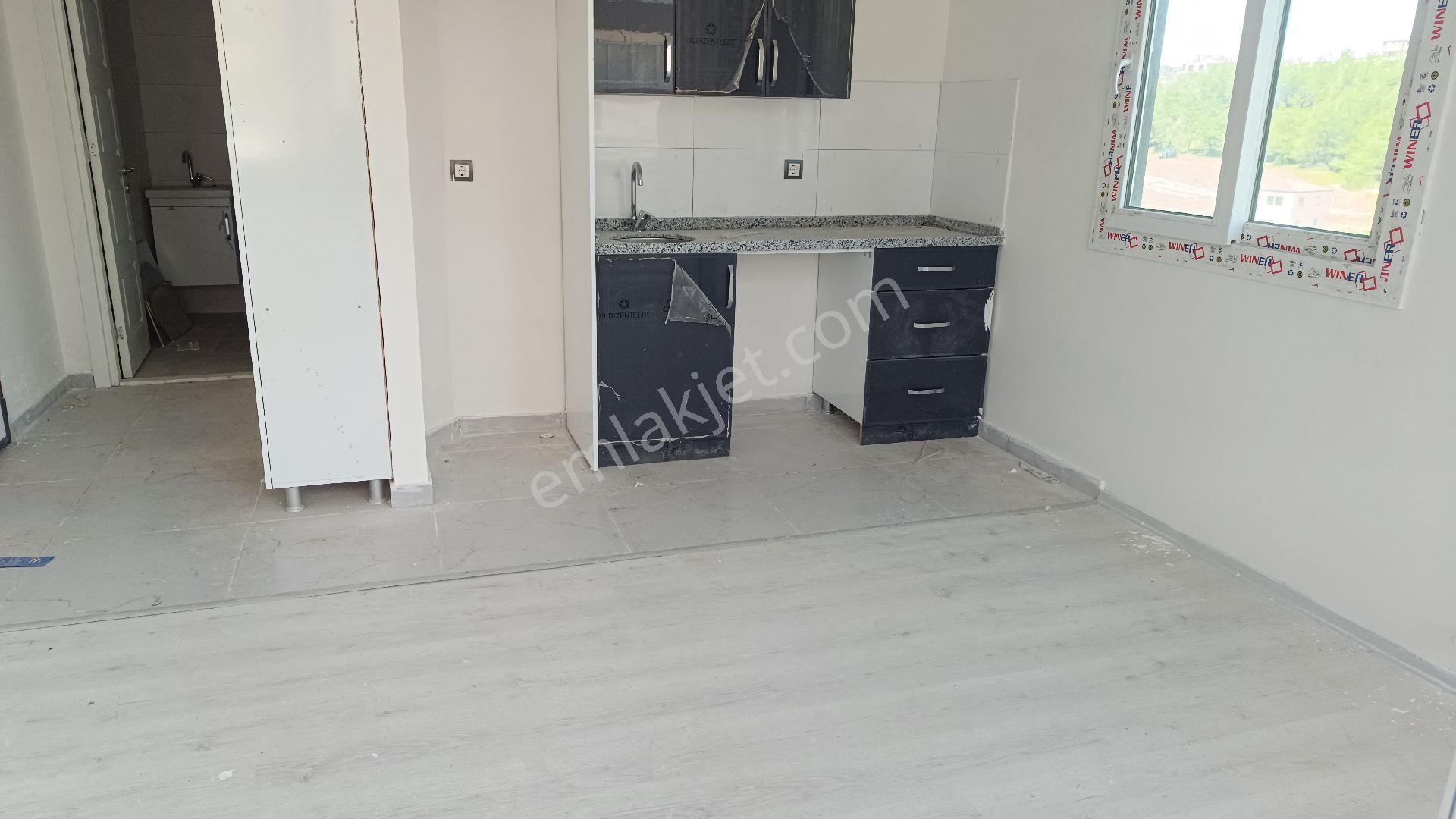 Çınarlıda Sedat Alp İnşatta Bulvarüstü 1+1 Teraslı Daire - Görsel 7