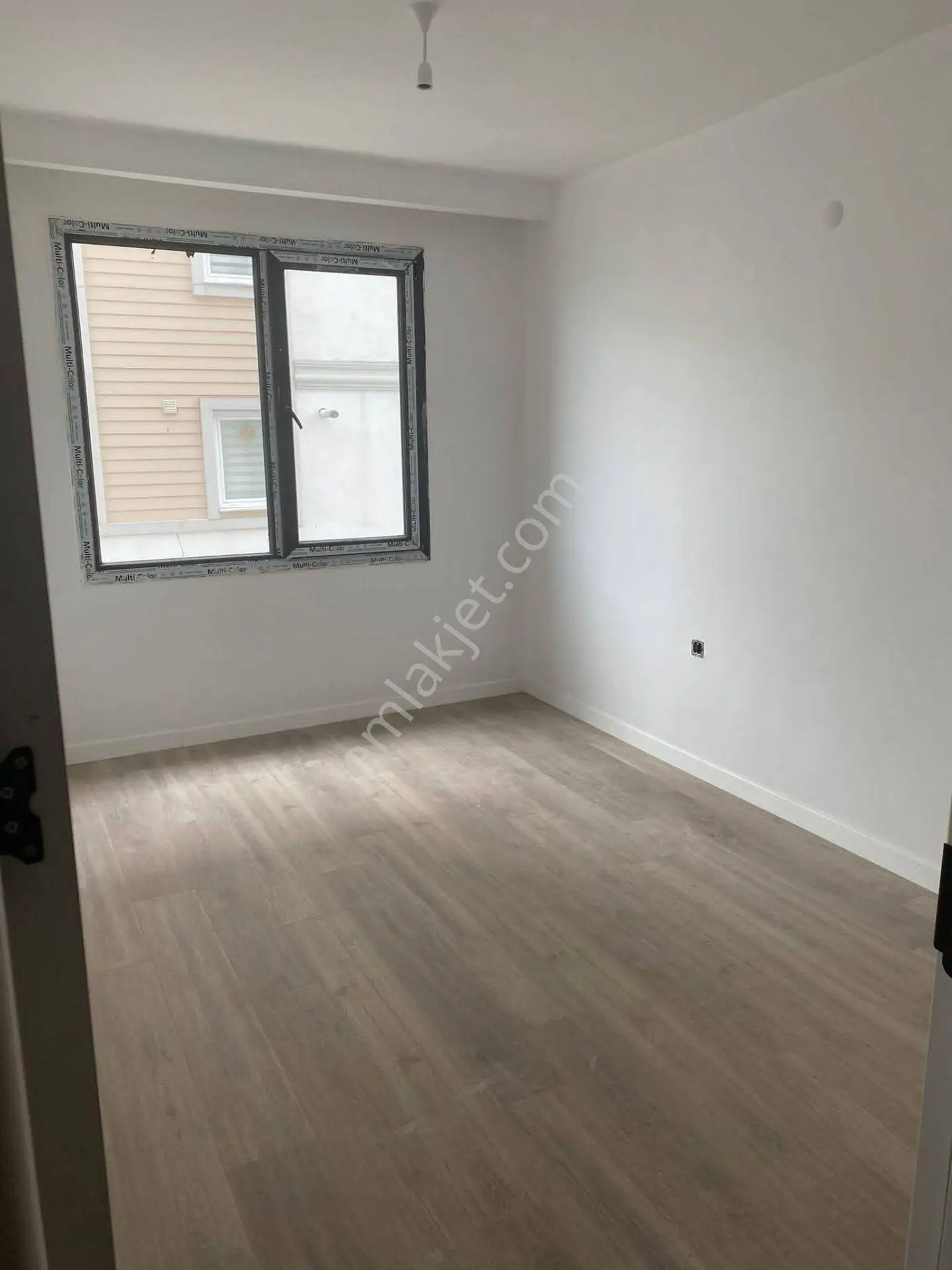 Büşra Gayrimenkulden Site İçinde Satılık Daire 3+1 Kat 1 - Görsel 4
