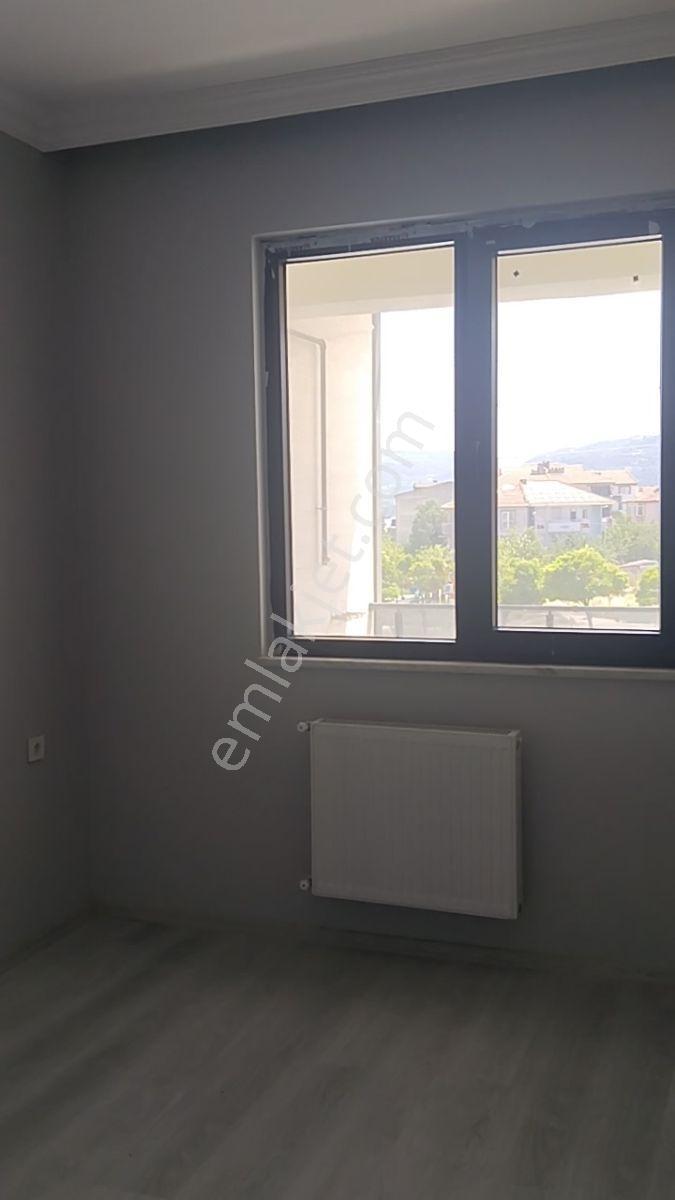 İnegöl Yeniceköy'de Kiralık Sıfır Lüks Daire - Görsel 17