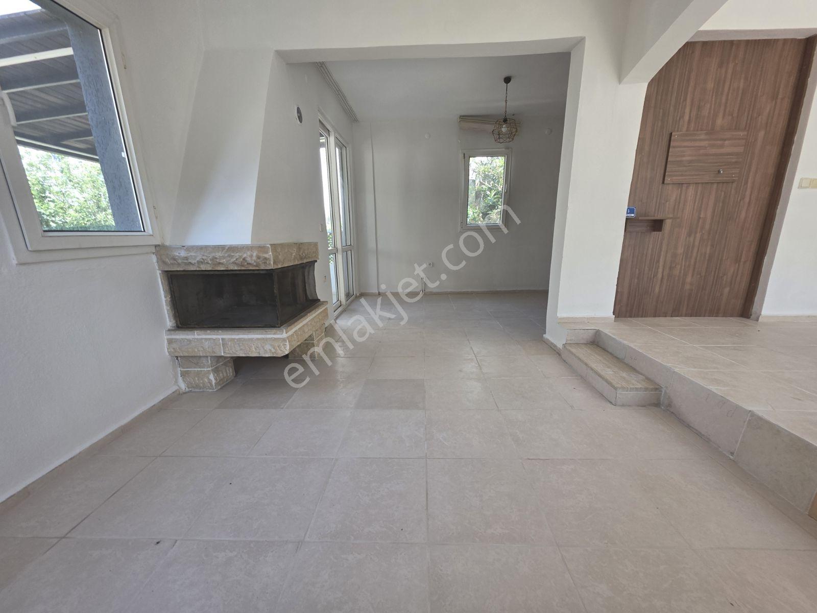 Bodrum Yalıkavak Marinaya Yakın Site İçinde Bahçeli Villa - Görsel 3