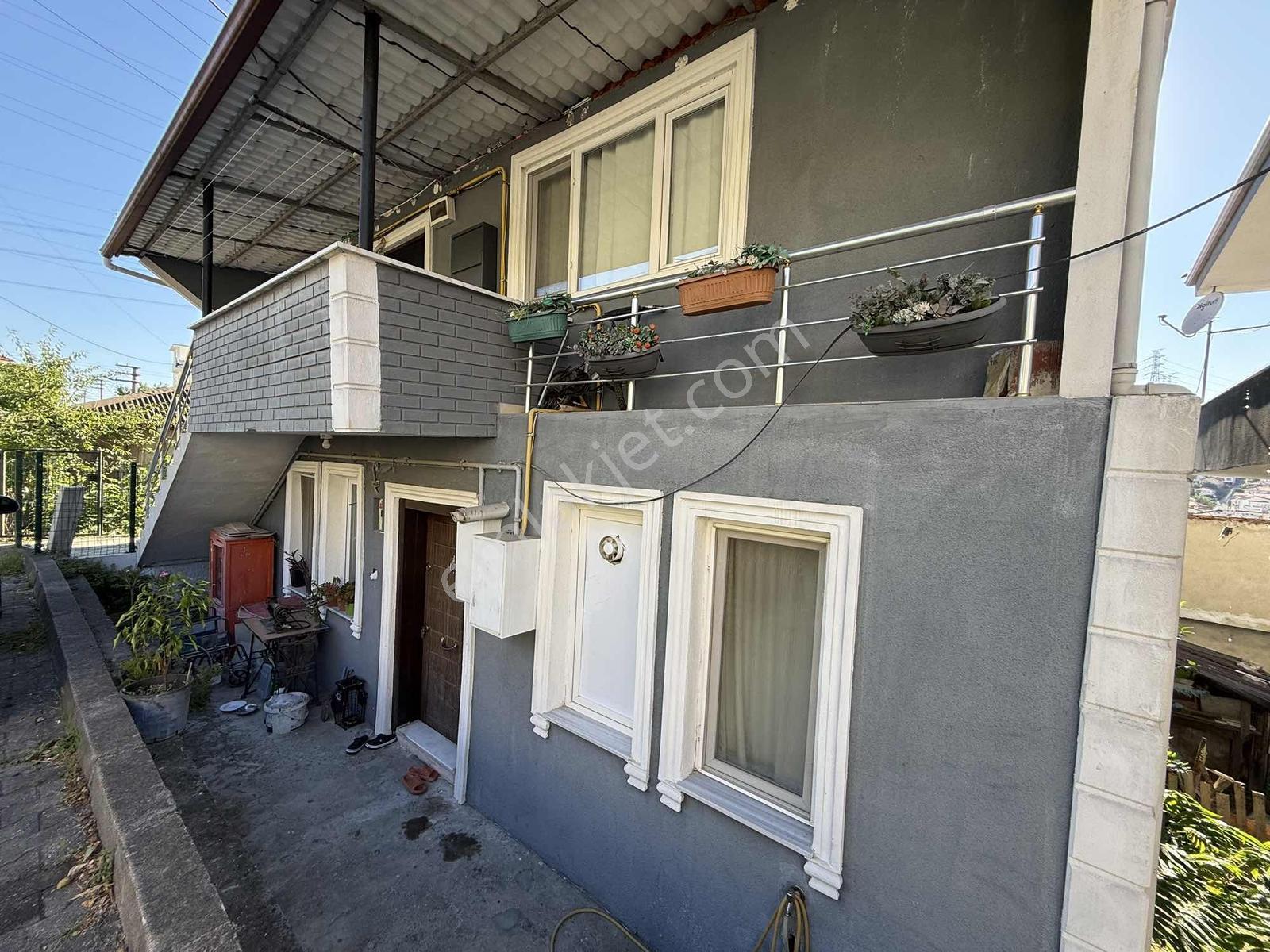Remax Desıgn Maltepe'de Satılık Bahçeli Müstakil Bina - Görsel 23