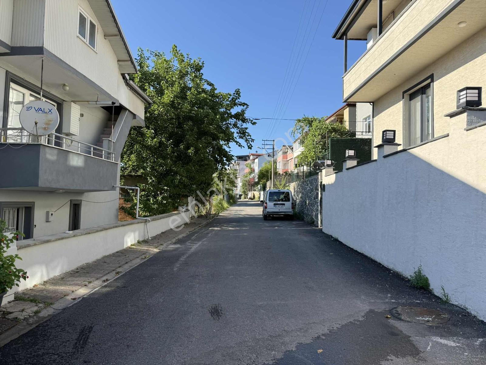 Remax Desıgn Maltepe'de Satılık Bahçeli Müstakil Bina - Görsel 9