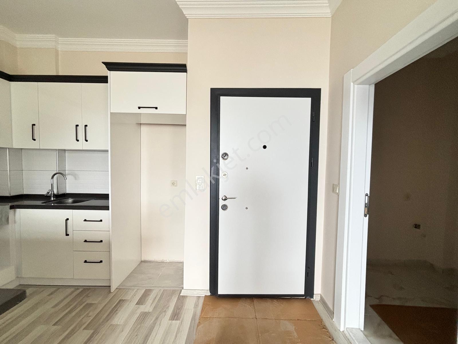 Yomra Mah. Deniz Manzaralı Ve Eşyalı Satılık Sıfır Daire - Görsel 6