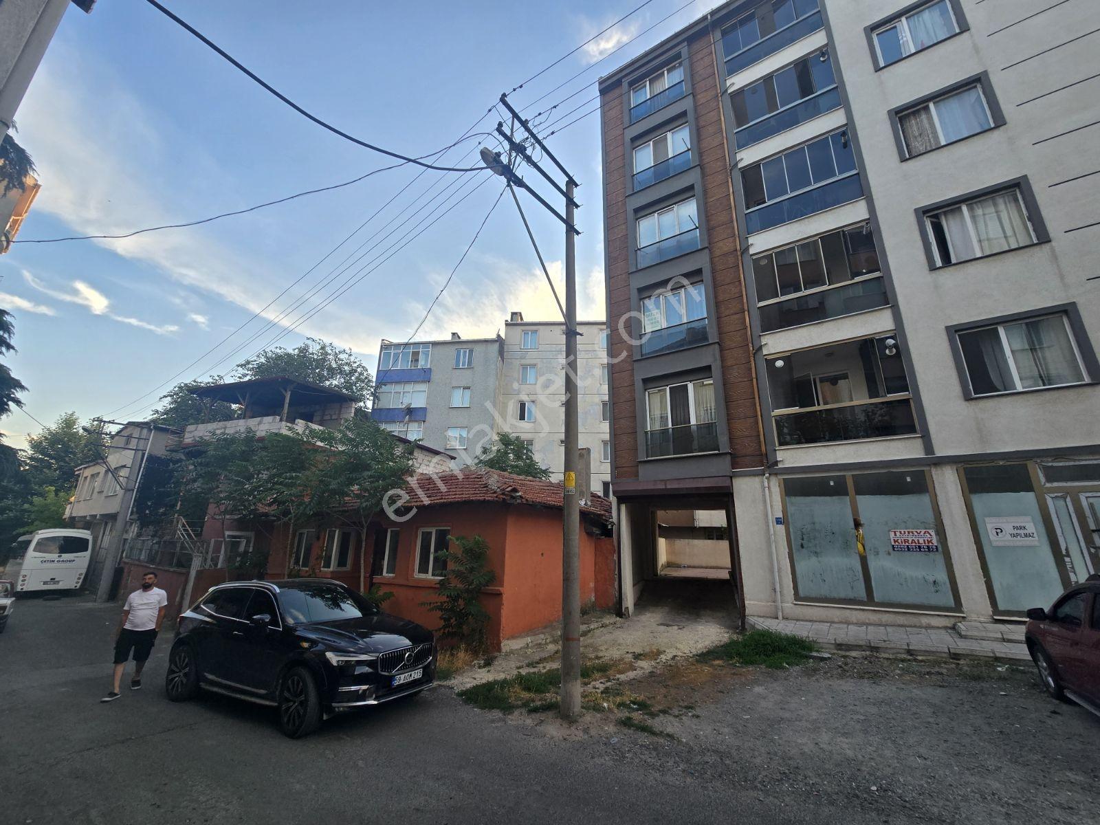 6 Kat İmarlı Tek Tapu İçinde 2 Adet Müstakil Ev Olan Fırsat Arsa - Görsel 6
