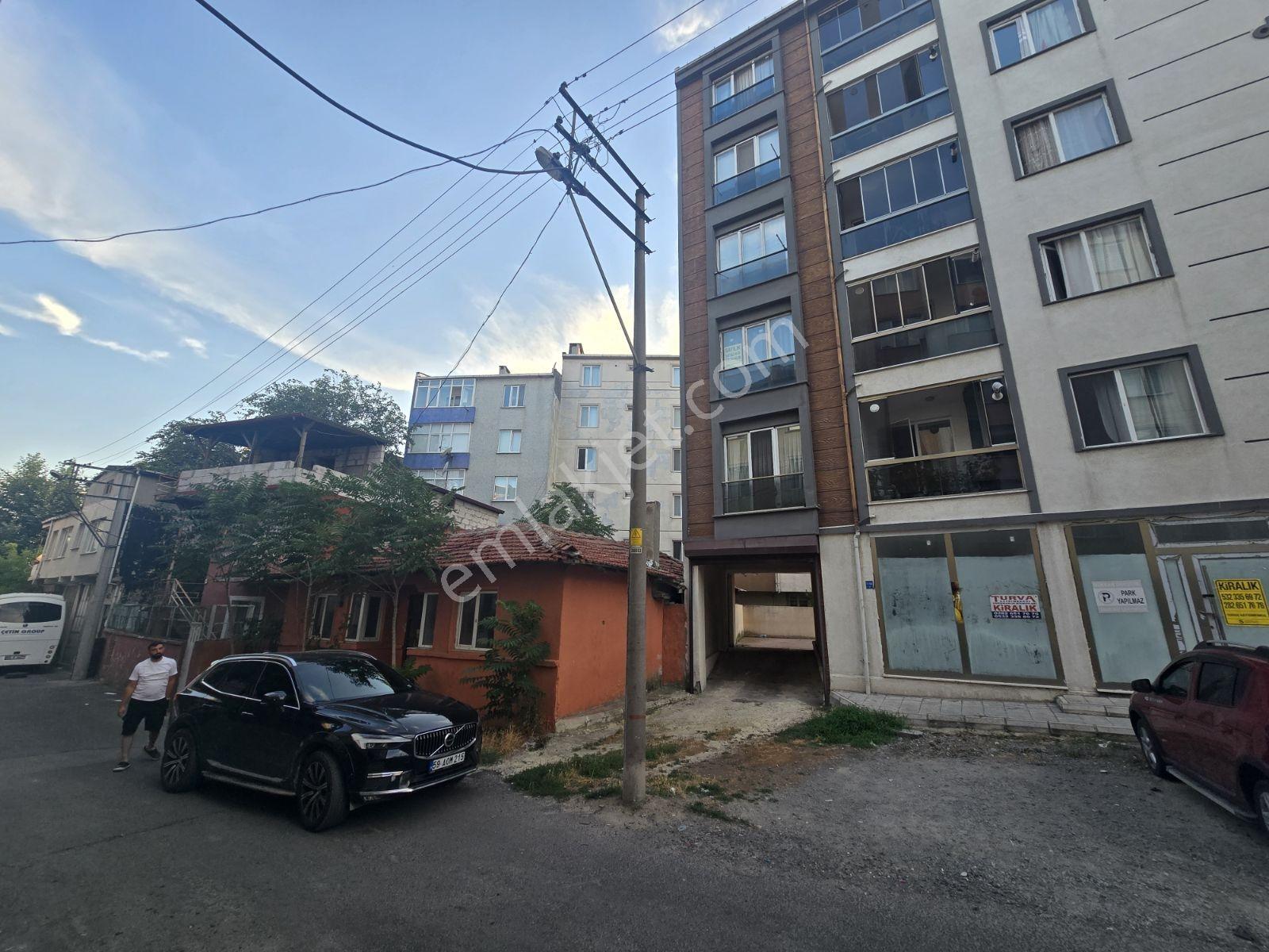 6 Kat İmarlı Tek Tapu İçinde 2 Adet Müstakil Ev Olan Fırsat Arsa - Görsel 7
