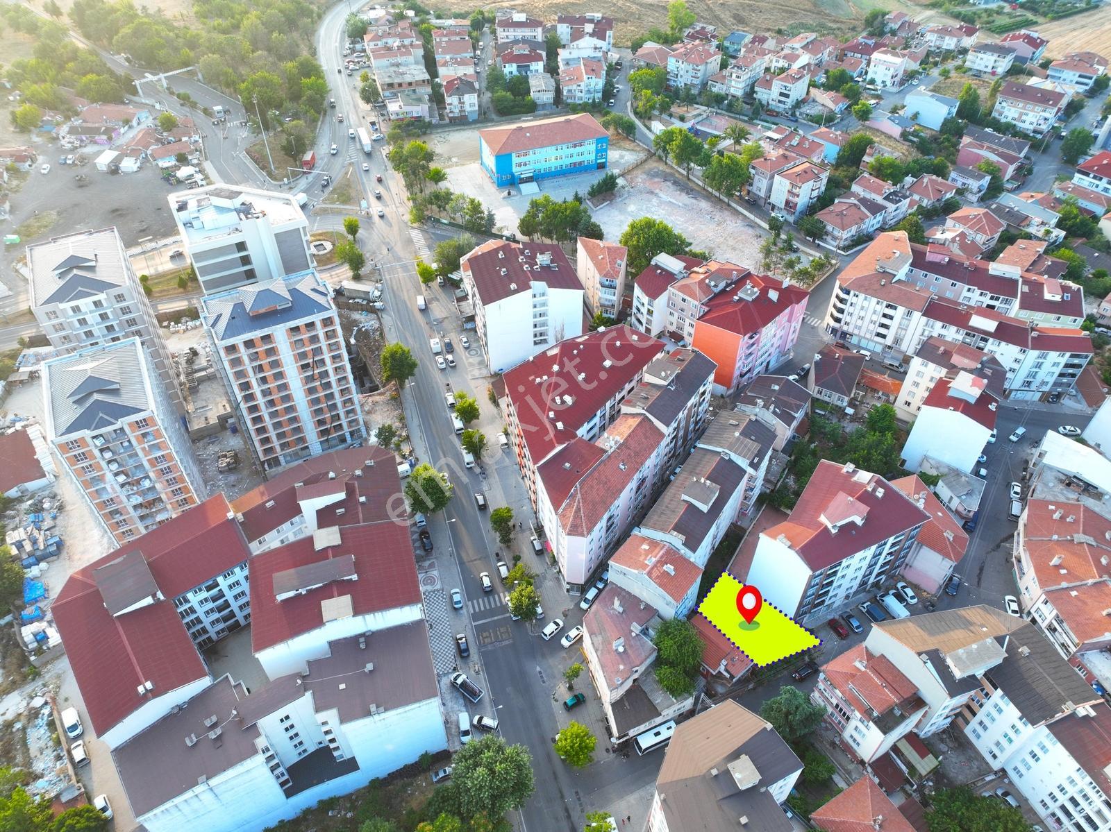 6 Kat İmarlı Tek Tapu İçinde 2 Adet Müstakil Ev Olan Fırsat Arsa - Görsel 3
