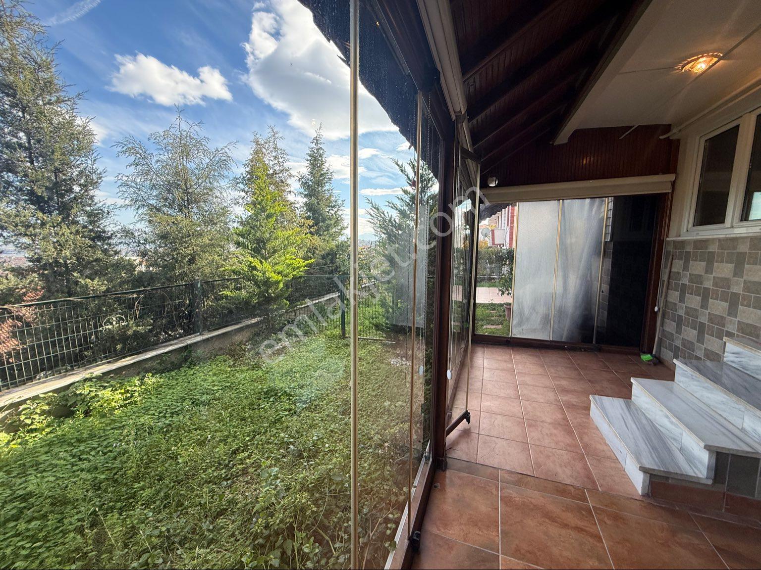 Remax Desıgn Krediye Uygun Serdivan İstiklal'de Satılık Villa - Görsel 34