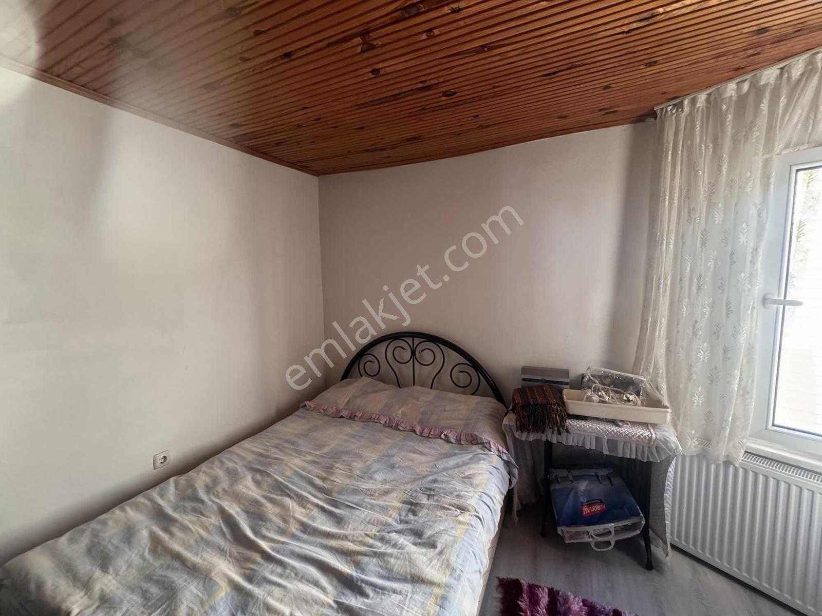 Silivri Nurkent Tatil Sitesi Deniz Cepheli Eşyalı Satılık Villa - Görsel 9