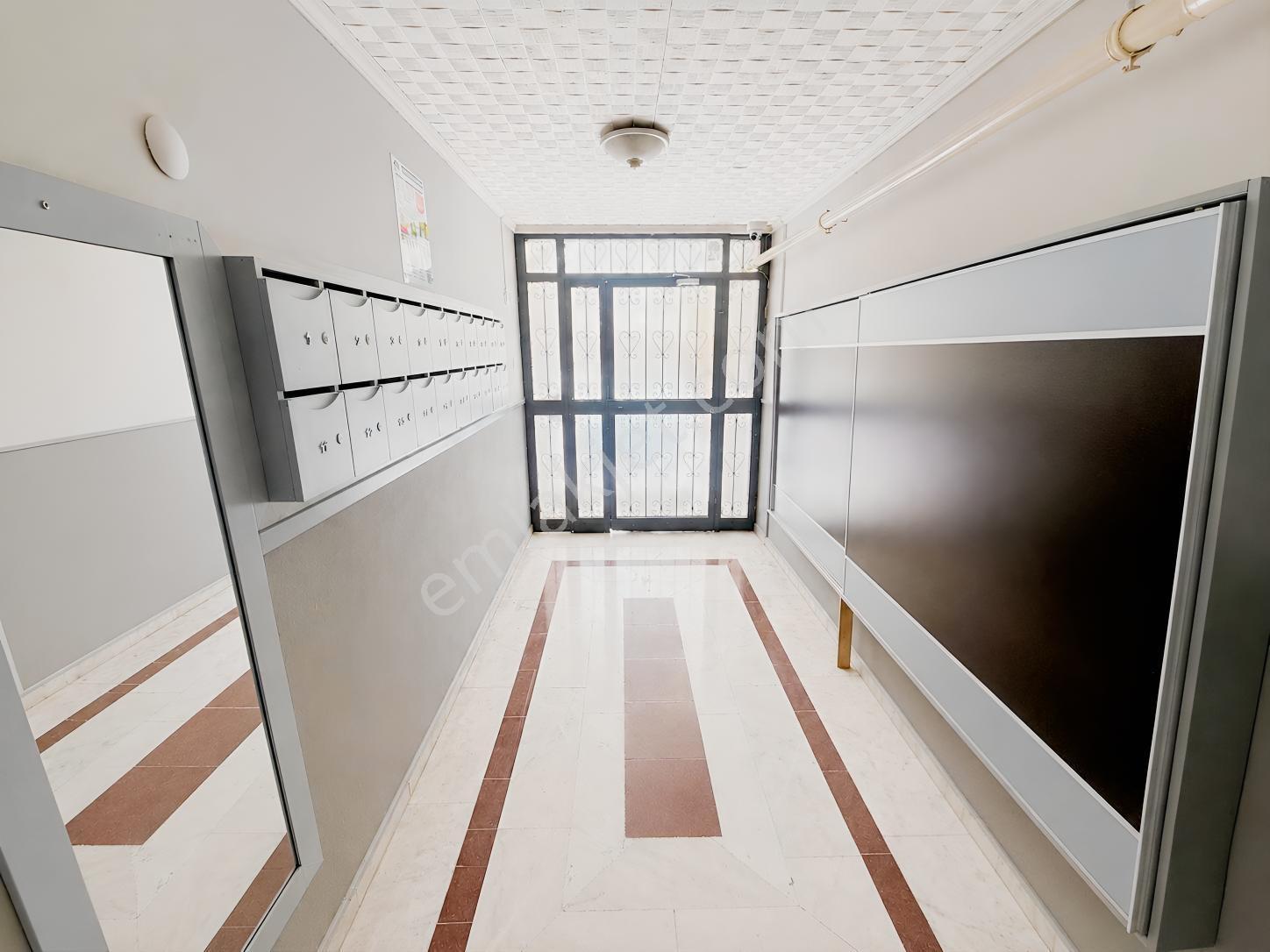 Apartment in İzmir - Görünüm 5