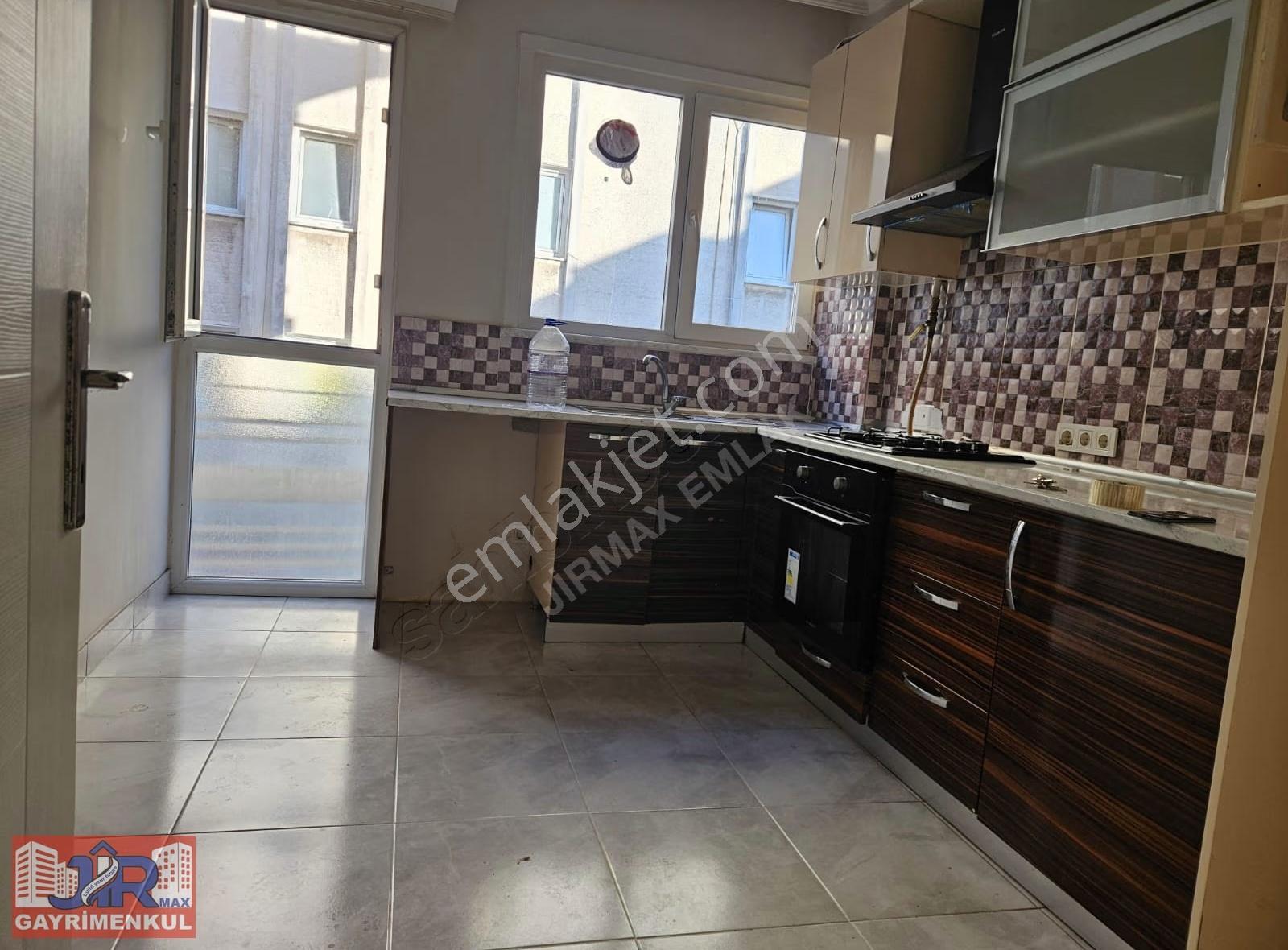 Jirmax Emlak'tan, Kadıköy'de, Kiralık, 3+1, 150m2, Geniş Daire - Görsel 6