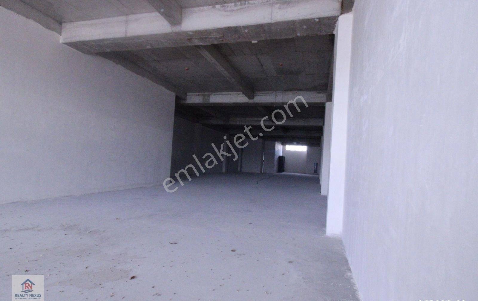 İnegölün En Prestijli Noktasında Weltyapı Plazada Cadde Mağaza - Görsel 17