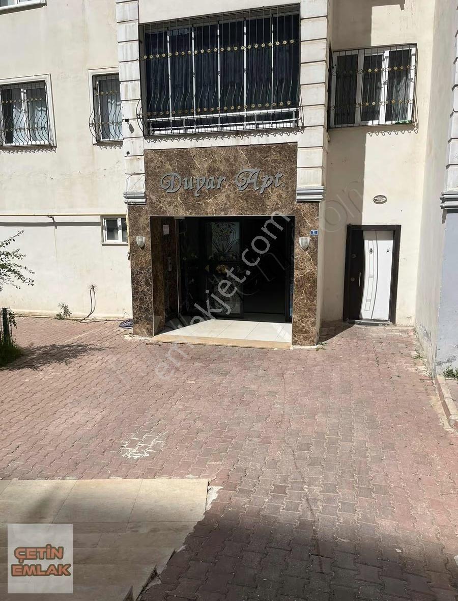 Seyrantepe Ara Kat 2+1 Bakımlı Boş Daire