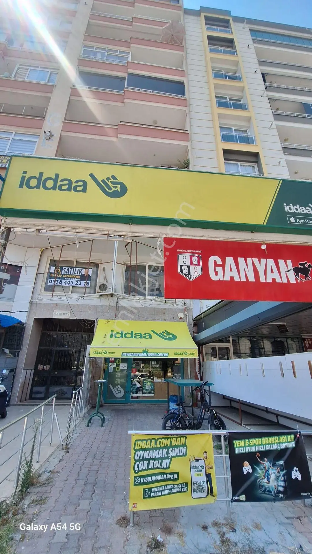 Ellamira’dan Mezitli Gmk Bulvarı'nda Kiracılı Satılık İş Yeri