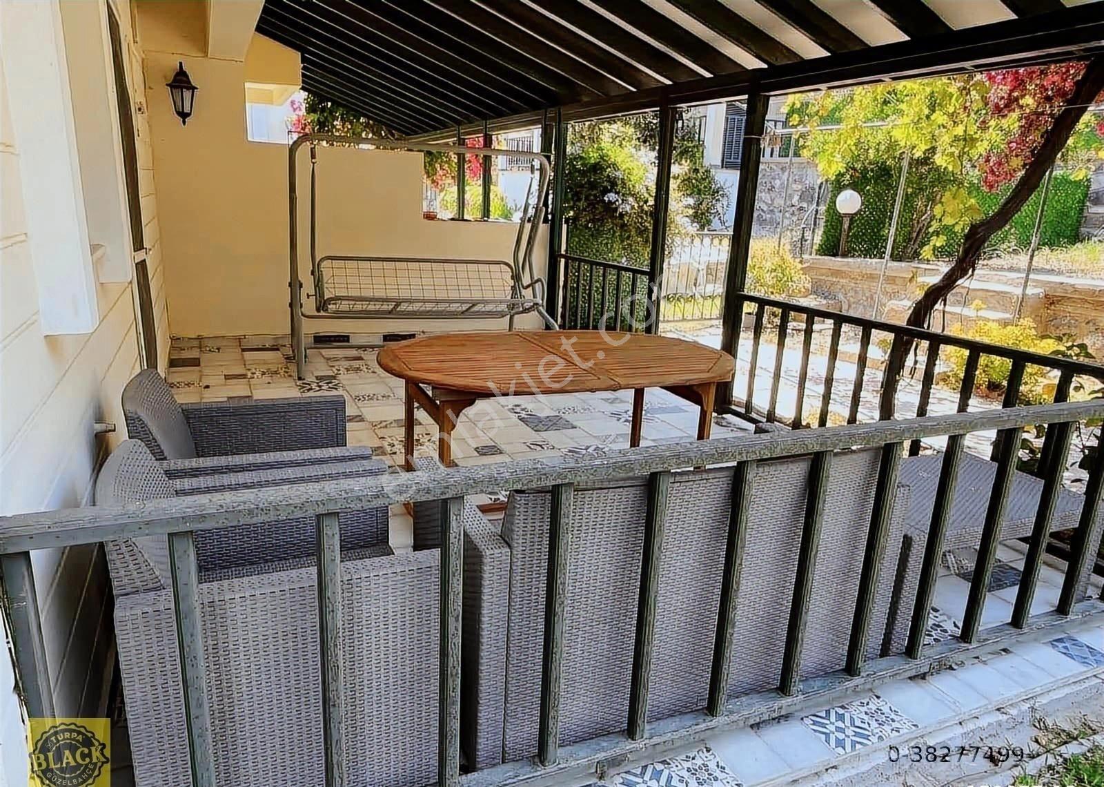 Çeşme İsmet İnönü Mahallesinde Satılık 5+1 Villa - Görsel 7