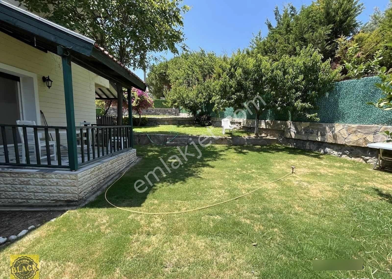 Çeşme İsmet İnönü Mahallesinde Satılık 5+1 Villa - Görsel 15
