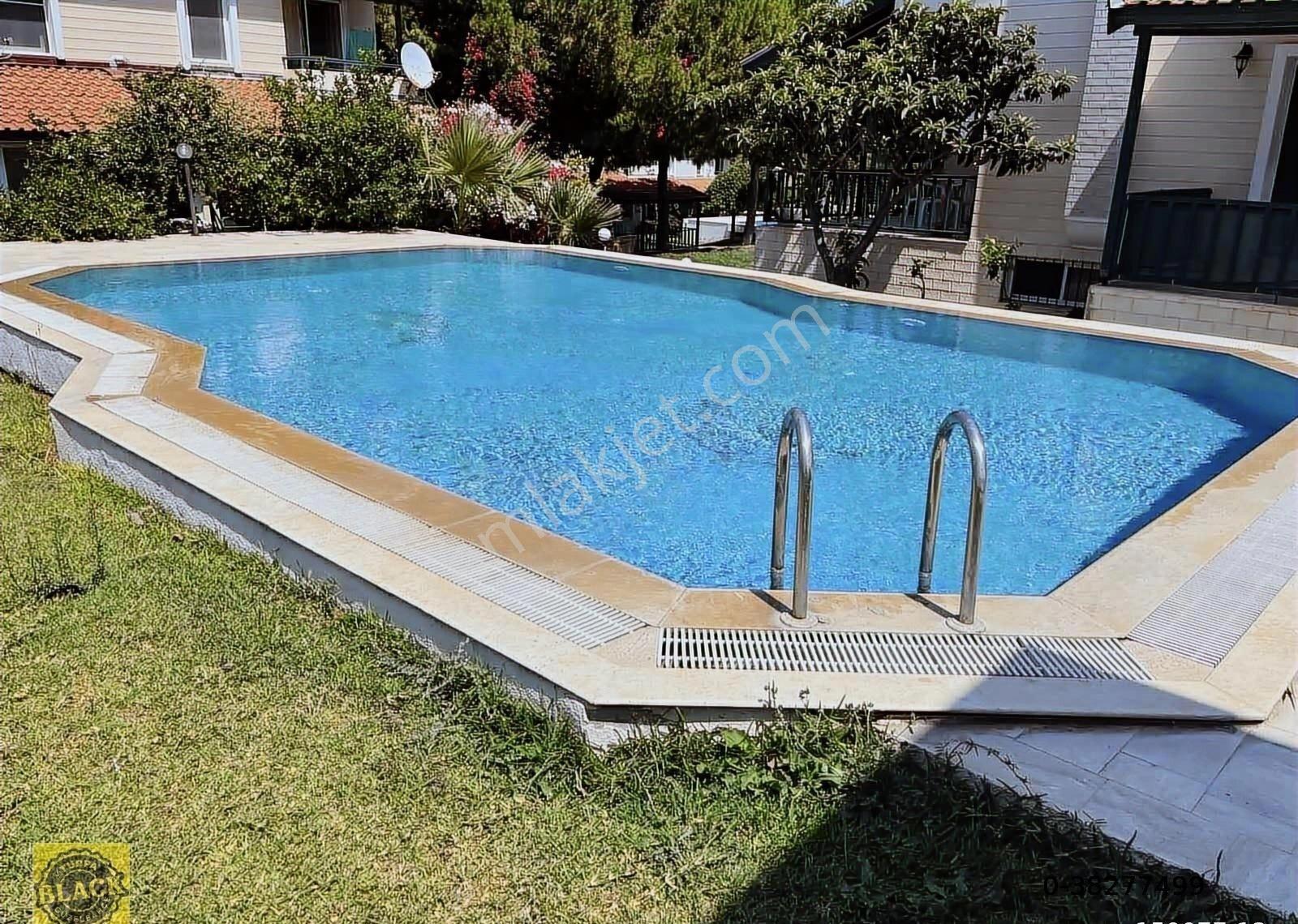 Çeşme İsmet İnönü Mahallesinde Satılık 5+1 Villa - Görsel 40