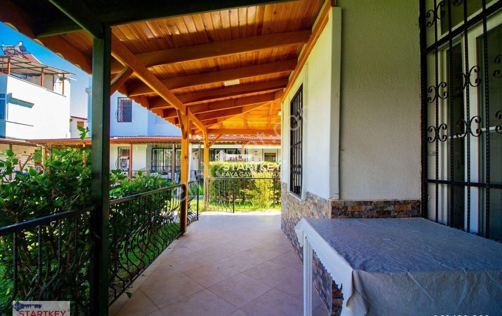 Kuşadası Davutlar’da Denize Yürüme Mesafesinde 3+1 Villa - Görsel 24