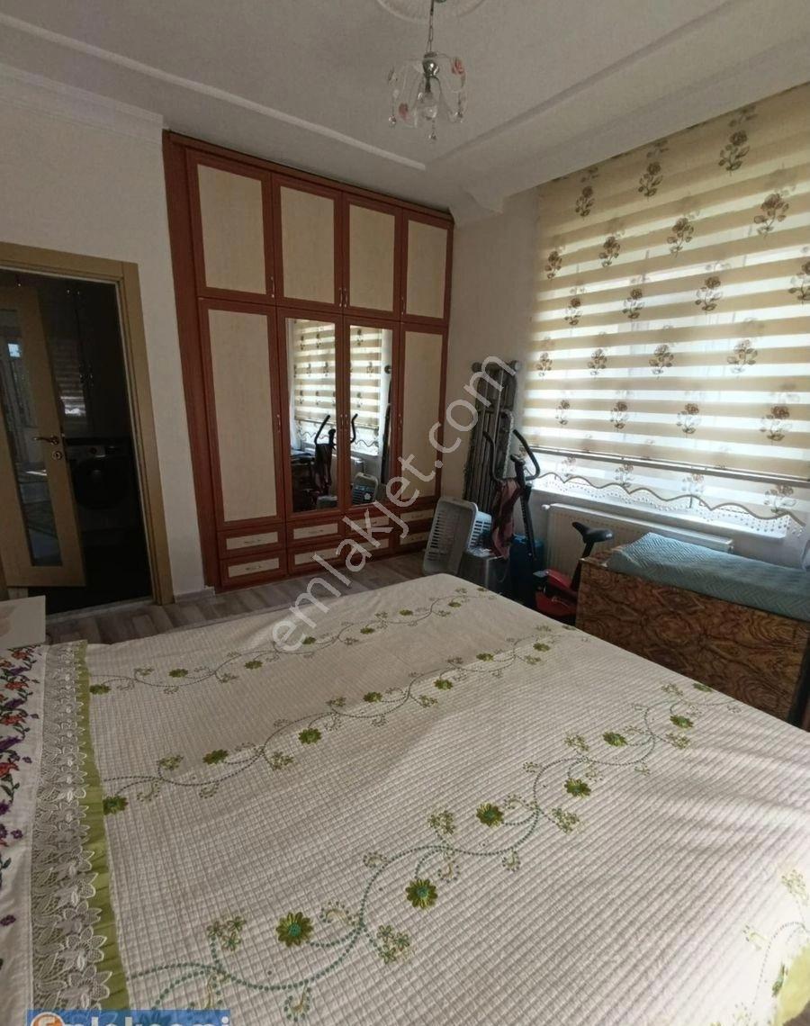 Emlaknomi'den Nefise Sultan Mah.3+1 Arakat Masrafsız 140m2 Cam Balkon Panjur Klima Duvar Kağıt - Görsel 6