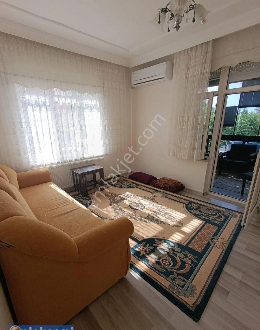 Emlaknomi'den Nefise Sultan Mah.3+1 Arakat Masrafsız 140m2 Cam Balkon Panjur Klima Duvar Kağıt - Görsel 12