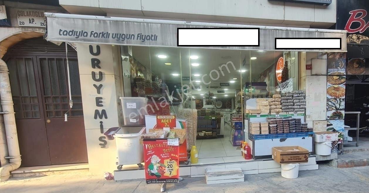 Eyüpsultan İslambey Cad.cuma Pazarı Karşısı Satılık Dükkan