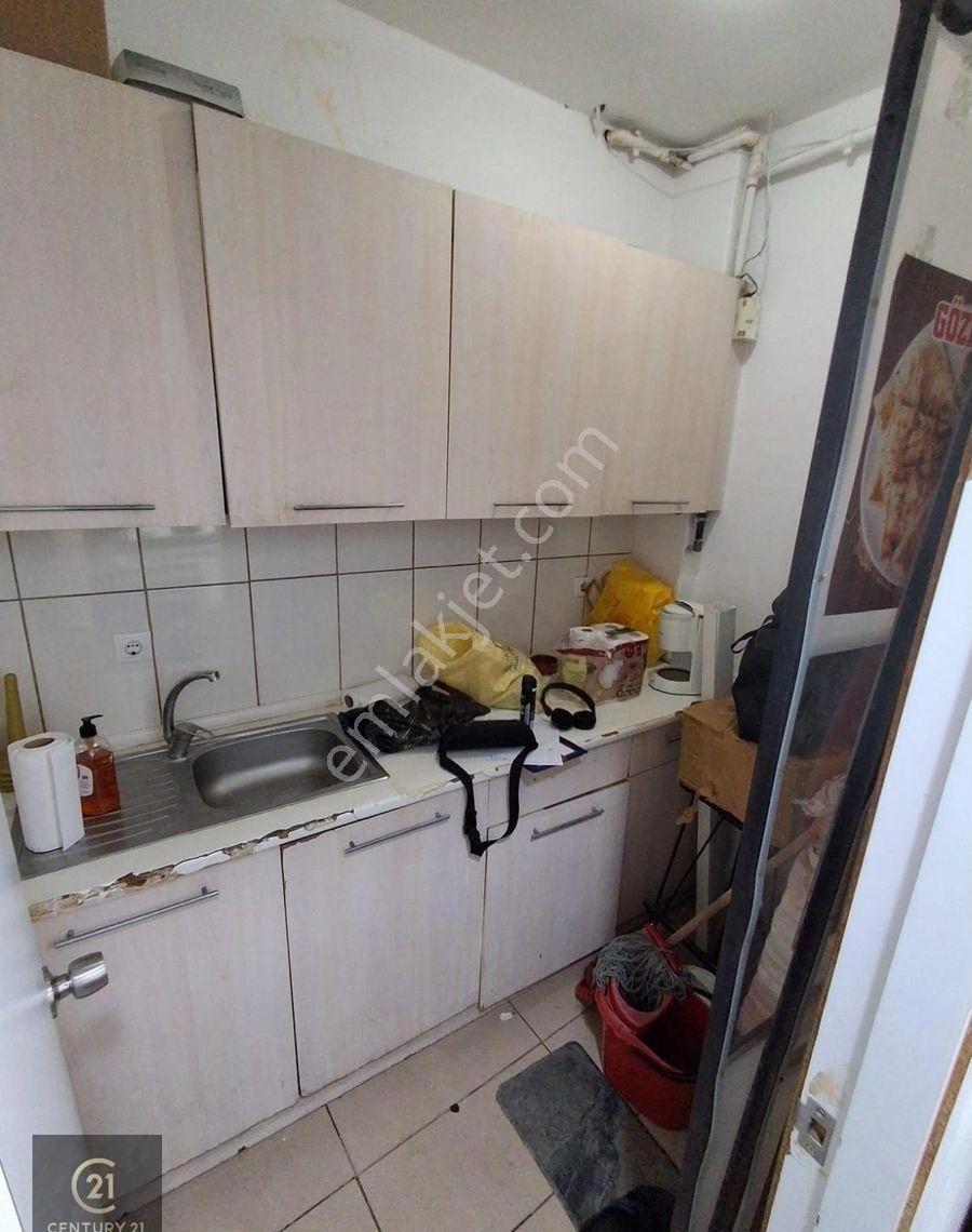 Yusufpaşa Tramvaya 1 Dakika Çift Cephe Vitrinli Kat Mülkiyetli - Görsel 21