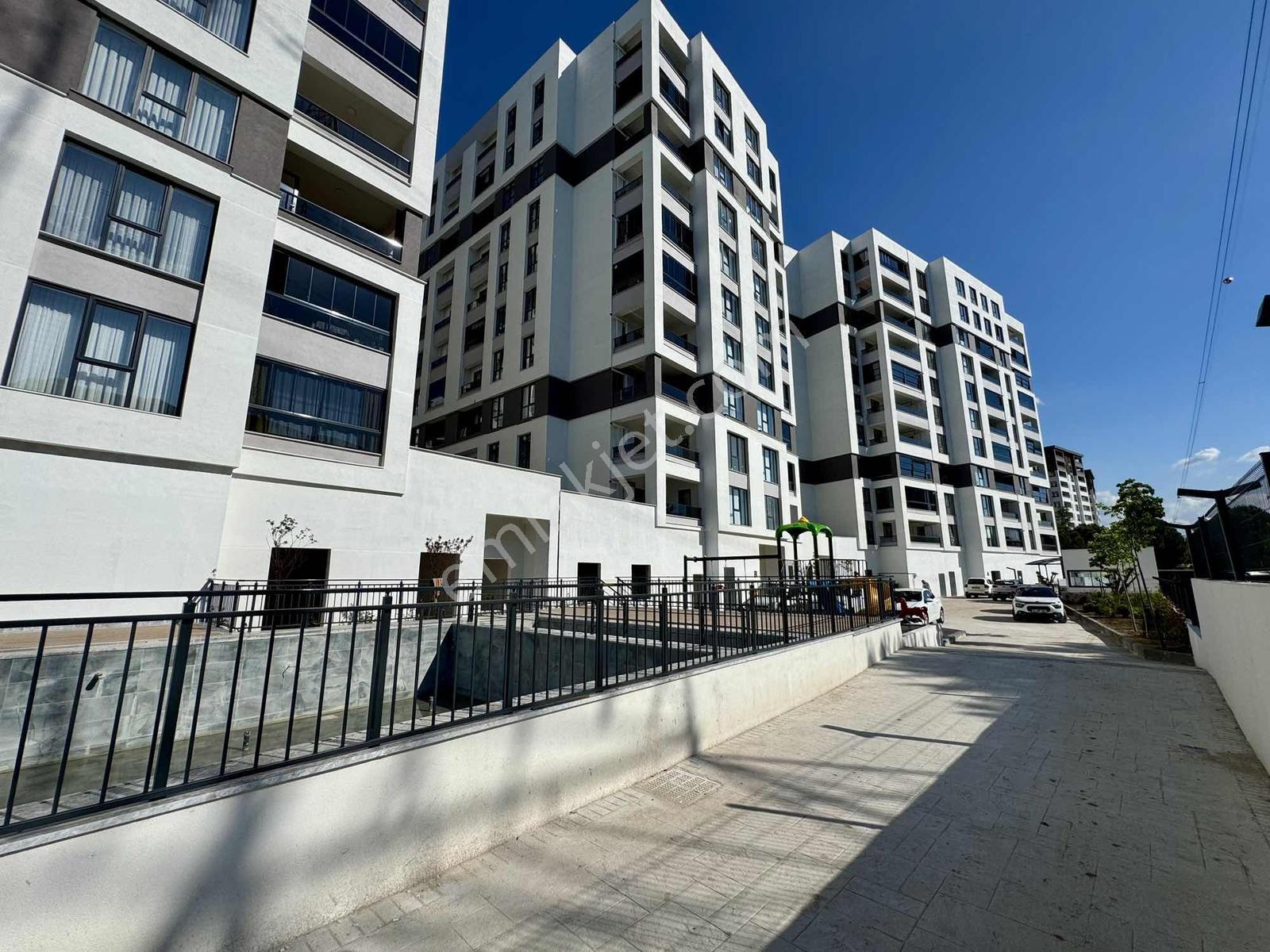 Nilüfer Ataevler Dimora City 2'de 3+1 Kiralık Daire