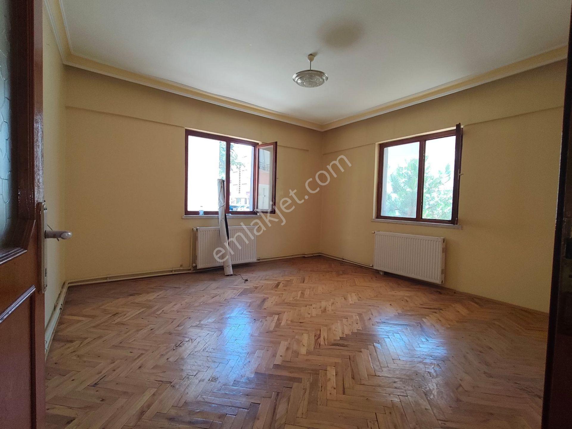 Yılmaz Gayrımenkulden 4+1 Dubleks Sıncan Merkez Geniş Metre Kare Ön Cephe Fıyat 2.850 Bın - Görsel 8