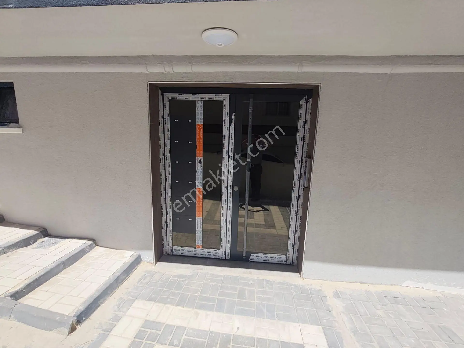 Yılmaz Gayrımenkulden 2+1 Ful Yapılı 1 Kat Guney Cephe 80 Metre Kare - Görsel 11