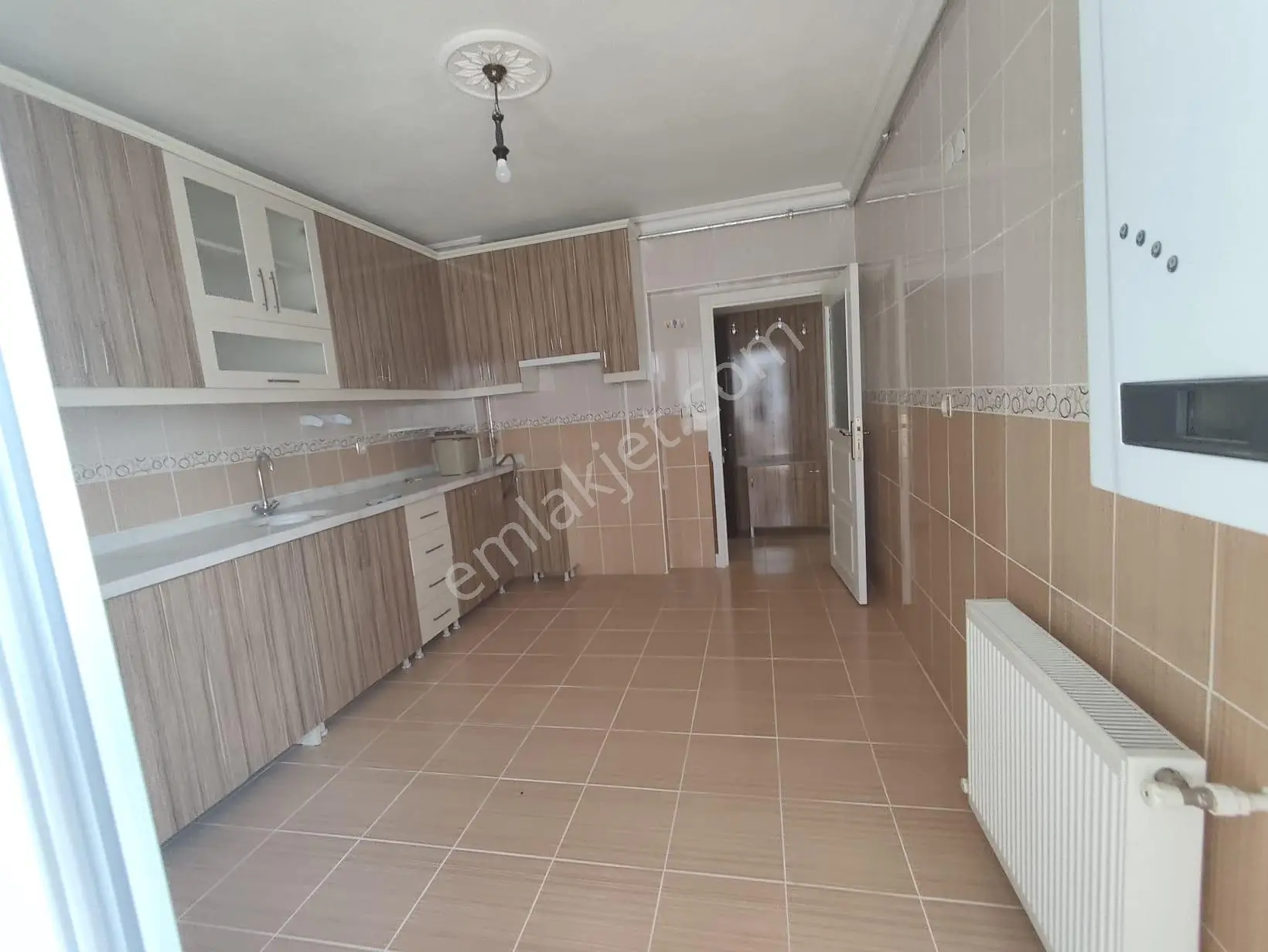Yılmaz Gayrımenkulden 2.katta 3+1 130 M2 Geniş Daire - Görsel 7