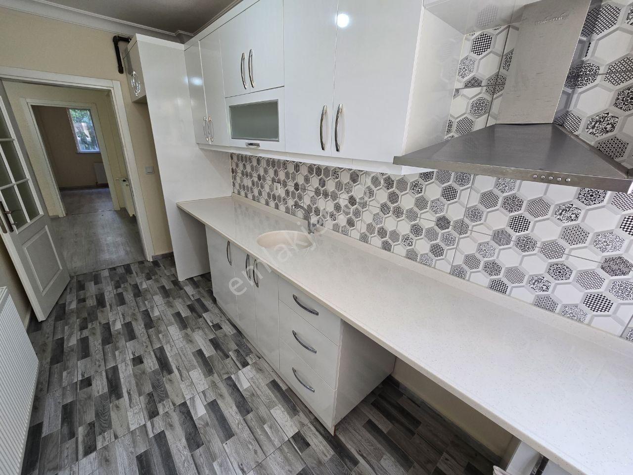4 Yıllık Binada Kiralık 2+1 Daire - Masrafsız - Görsel 6