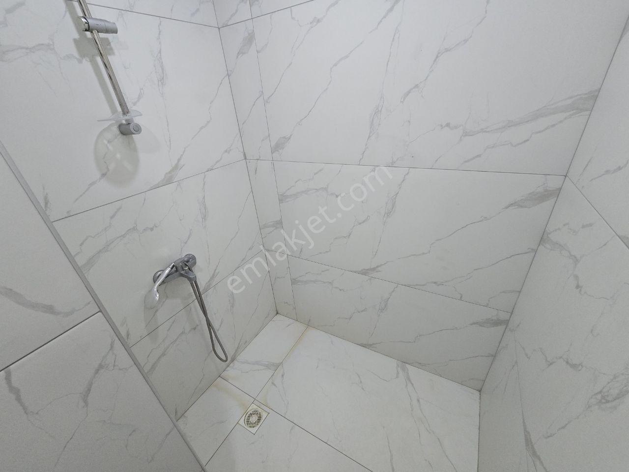 4 Yıllık Binada Kiralık 2+1 Daire - Masrafsız - Görsel 4