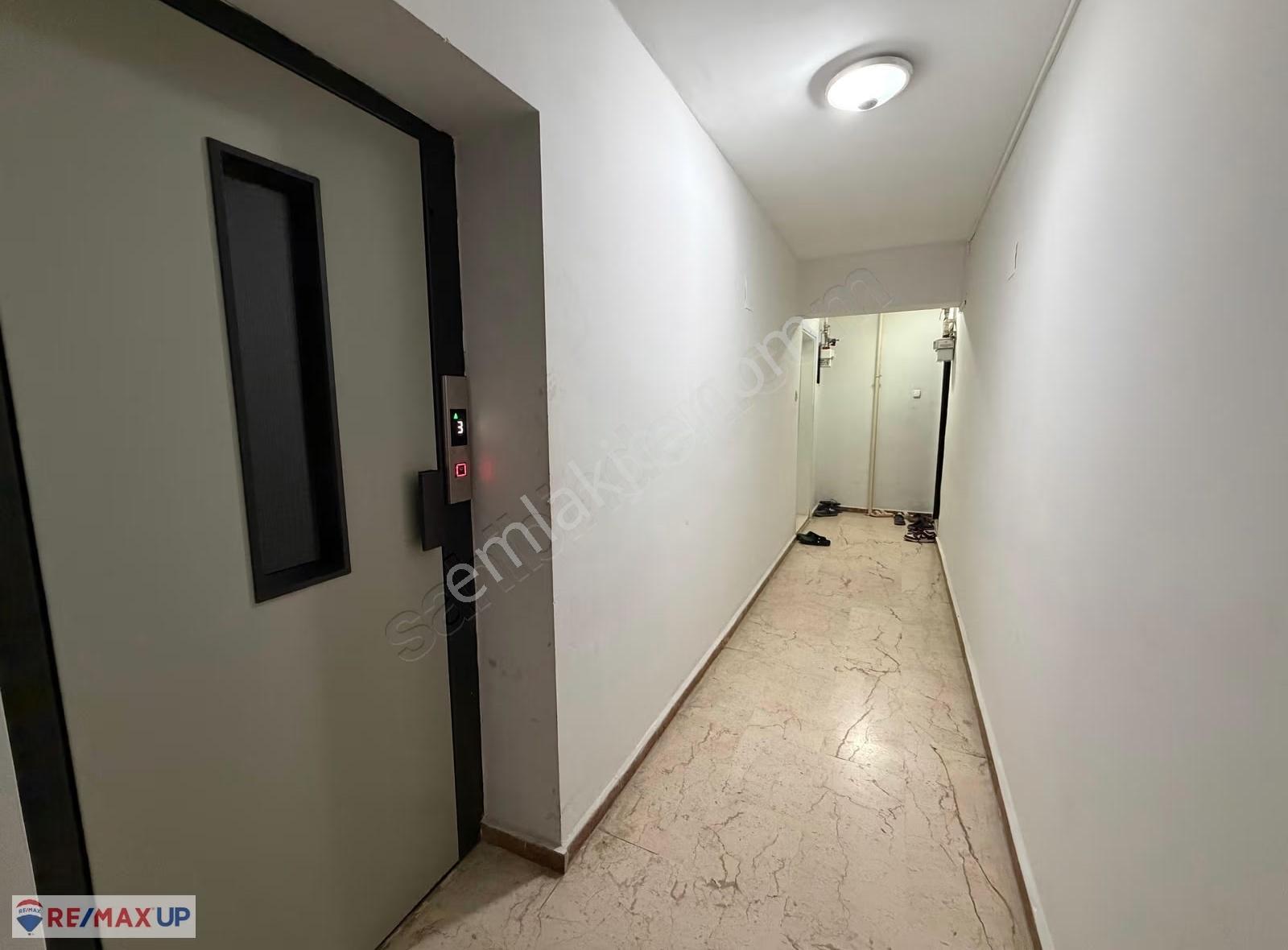 Apartment in İzmir - Görünüm 2