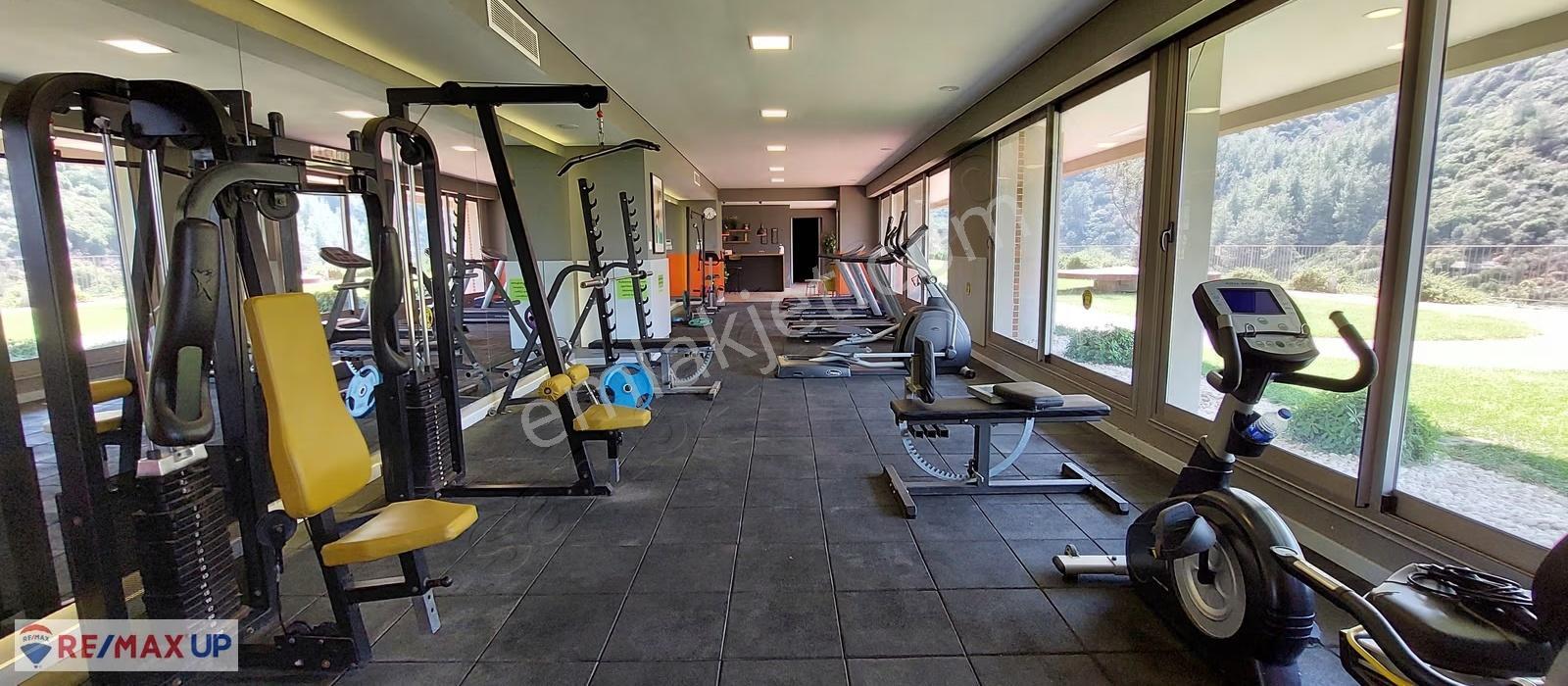 Narlıdere Asma Bahçeler Sitesi Tek Katlı Satılık 3+1 Lüks Villa - Görsel 2