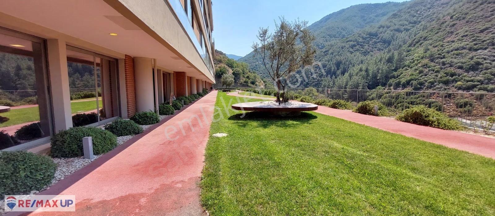Narlıdere Asma Bahçeler Sitesi Tek Katlı Satılık 3+1 Lüks Villa - Görsel 10