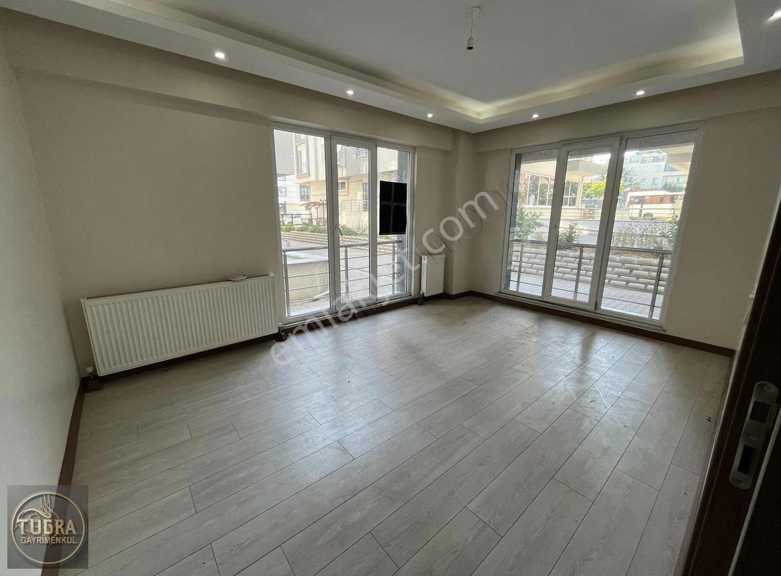 Tuğradan Hatip'de Site İçerisinde 3+1 Ebeveyn Banyolu Daire - Görsel 4