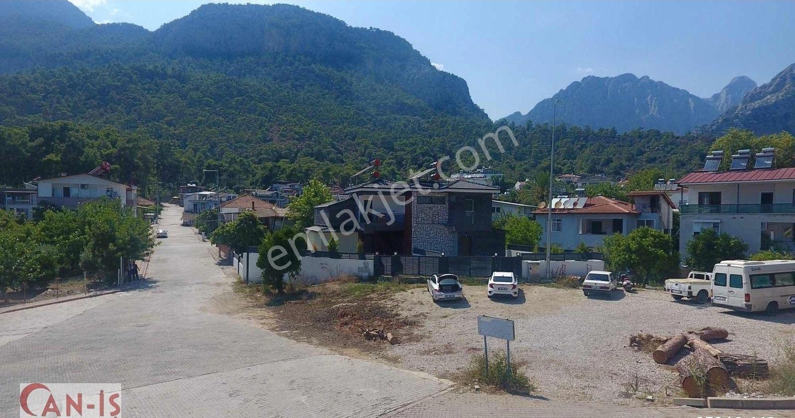 Göynük Mahallesinde 4+1 Müstakil Havuzlu Villa Can-iş Emlak - Görsel 13
