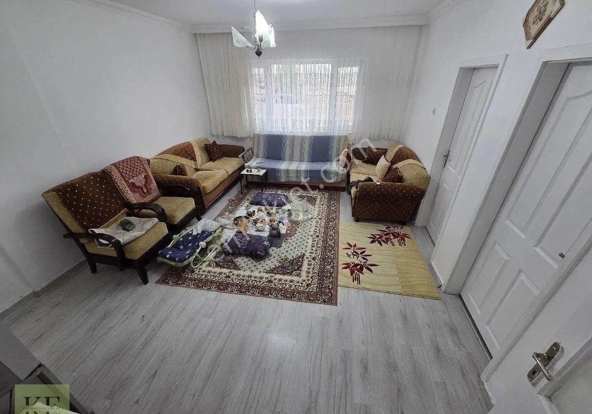 Ankara Sincan Atatürk'te 3+1 Yapılı Bahçe Katı Çarşı İçi Merkezde Satılık Daire - Görsel 2