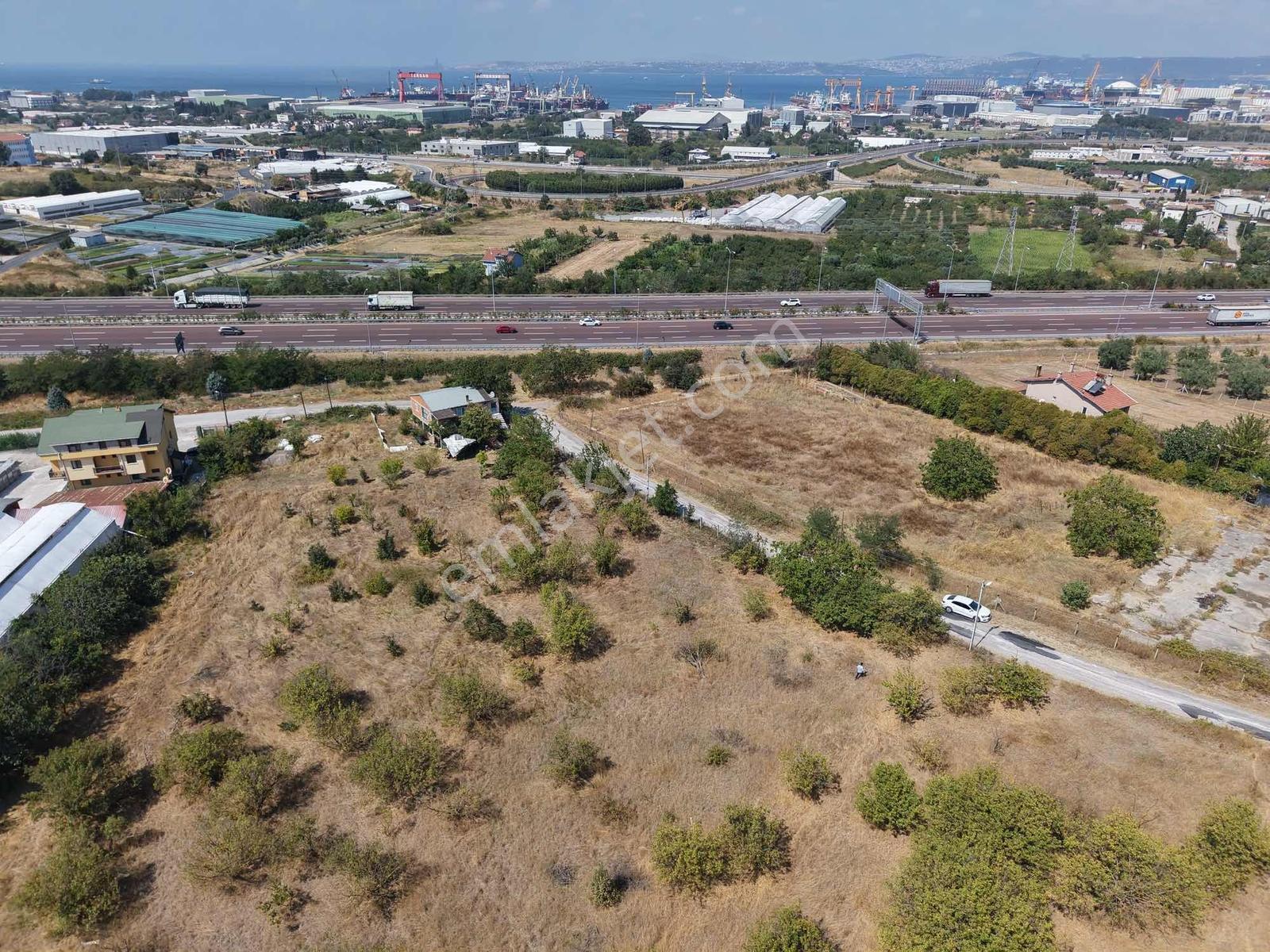 Re/max Şehir'den Altınova Çavuşçiftliği Satılık 834m2 Arsa - Görsel 10