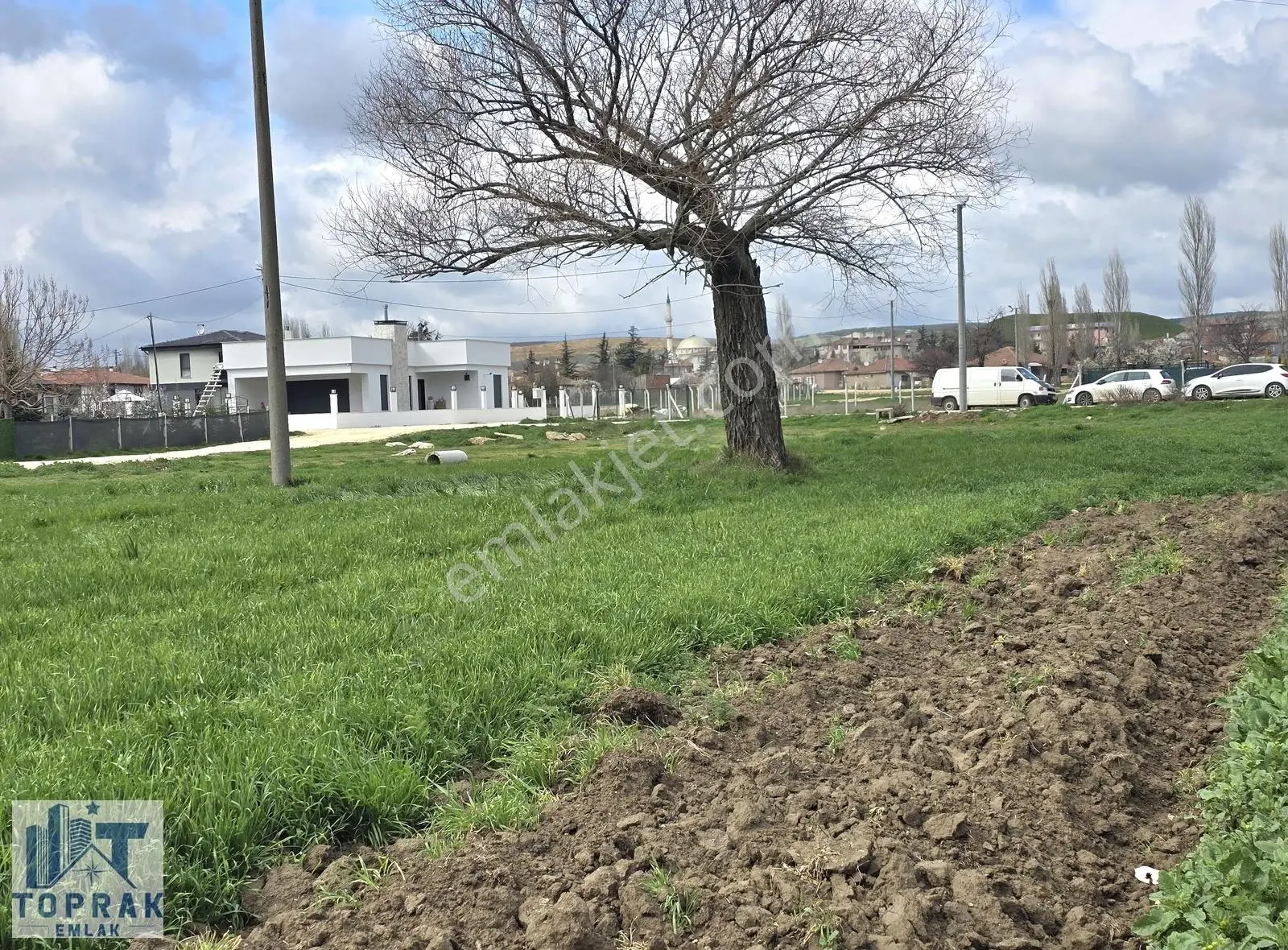 Toprak Emlak'tan Çukurhisar Yeni Mahallede Satılık Villa Arsası - Görsel 5