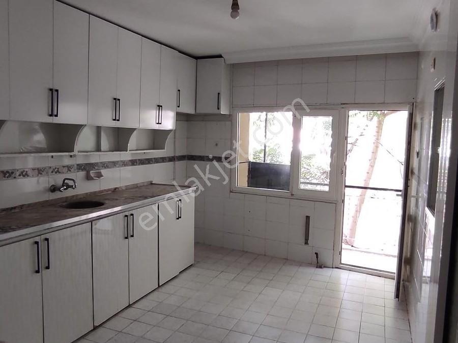 Nova'dan Çarşı Merkezde Satılık Geniş 2+1 Arakat Daire - Görsel 18