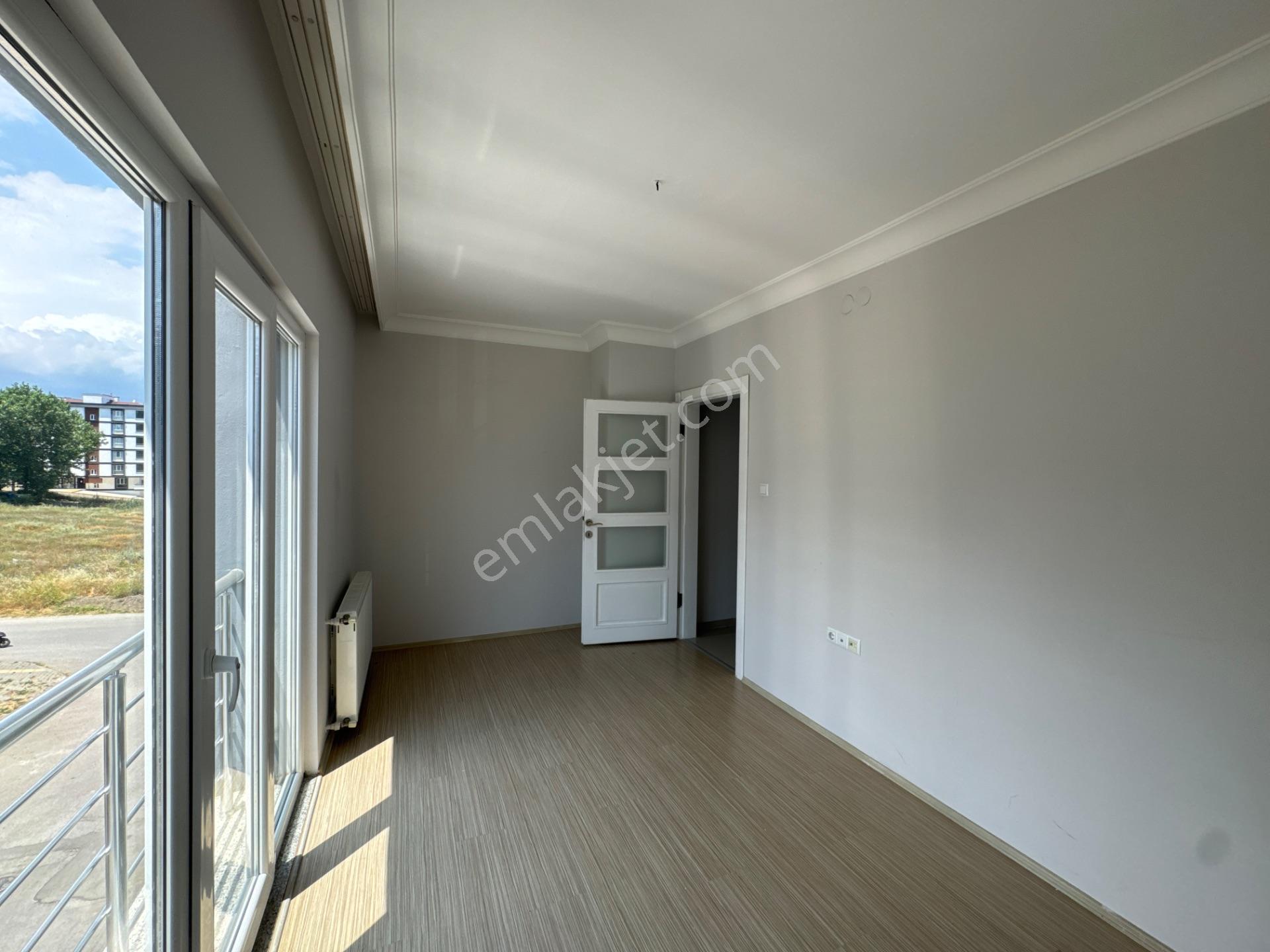 Atakum Cağaoloğlun'da Satılık Site İçinde Balkonlu Ferah 3+1 Daire - Görsel 29