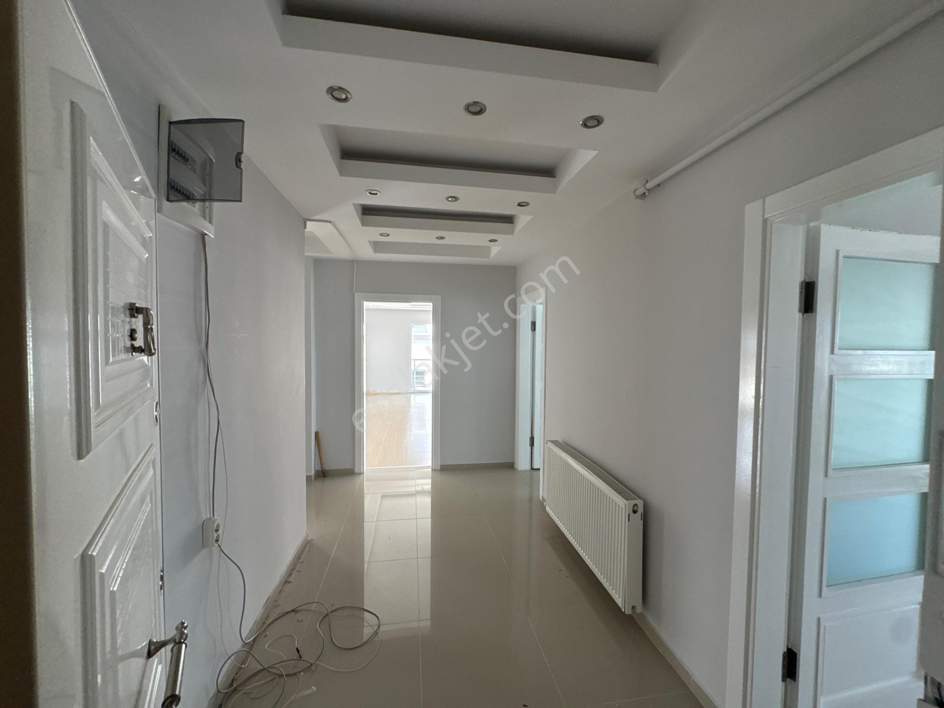 Atakum Cağaoloğlun'da Satılık Site İçinde Balkonlu Ferah 3+1 Daire - Görsel 10