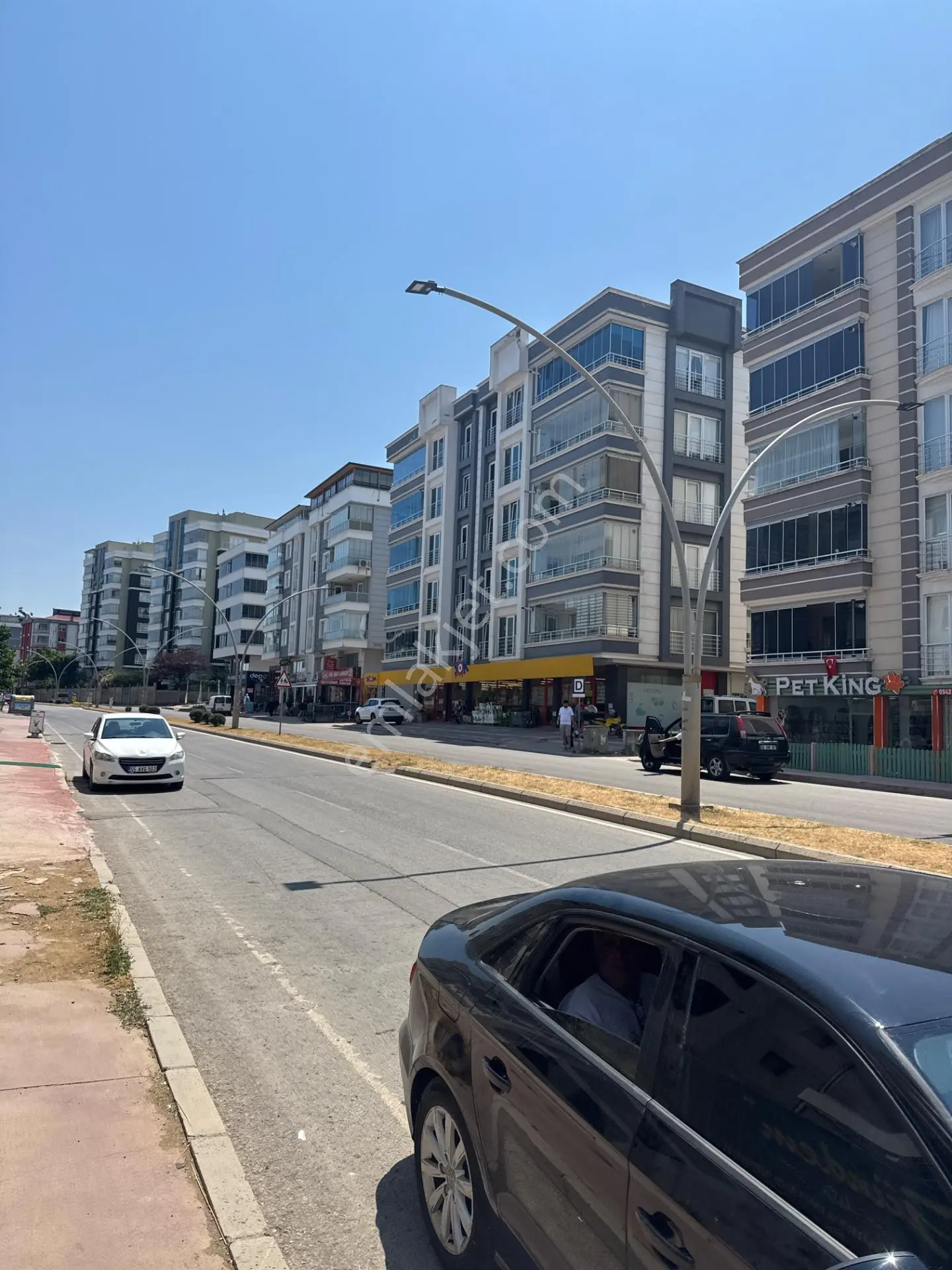 Atakum Cağaoloğlun'da Satılık Site İçinde Balkonlu Ferah 3+1 Daire - Görsel 2